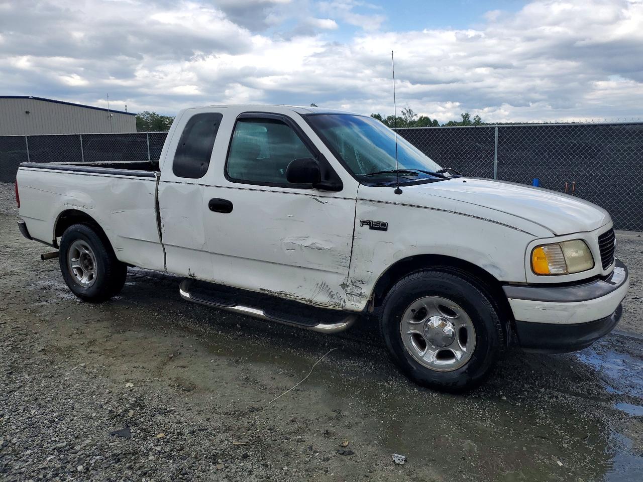 2004 Ford F-150 Heritage Classic White vin: 2FTRX17264CA93279