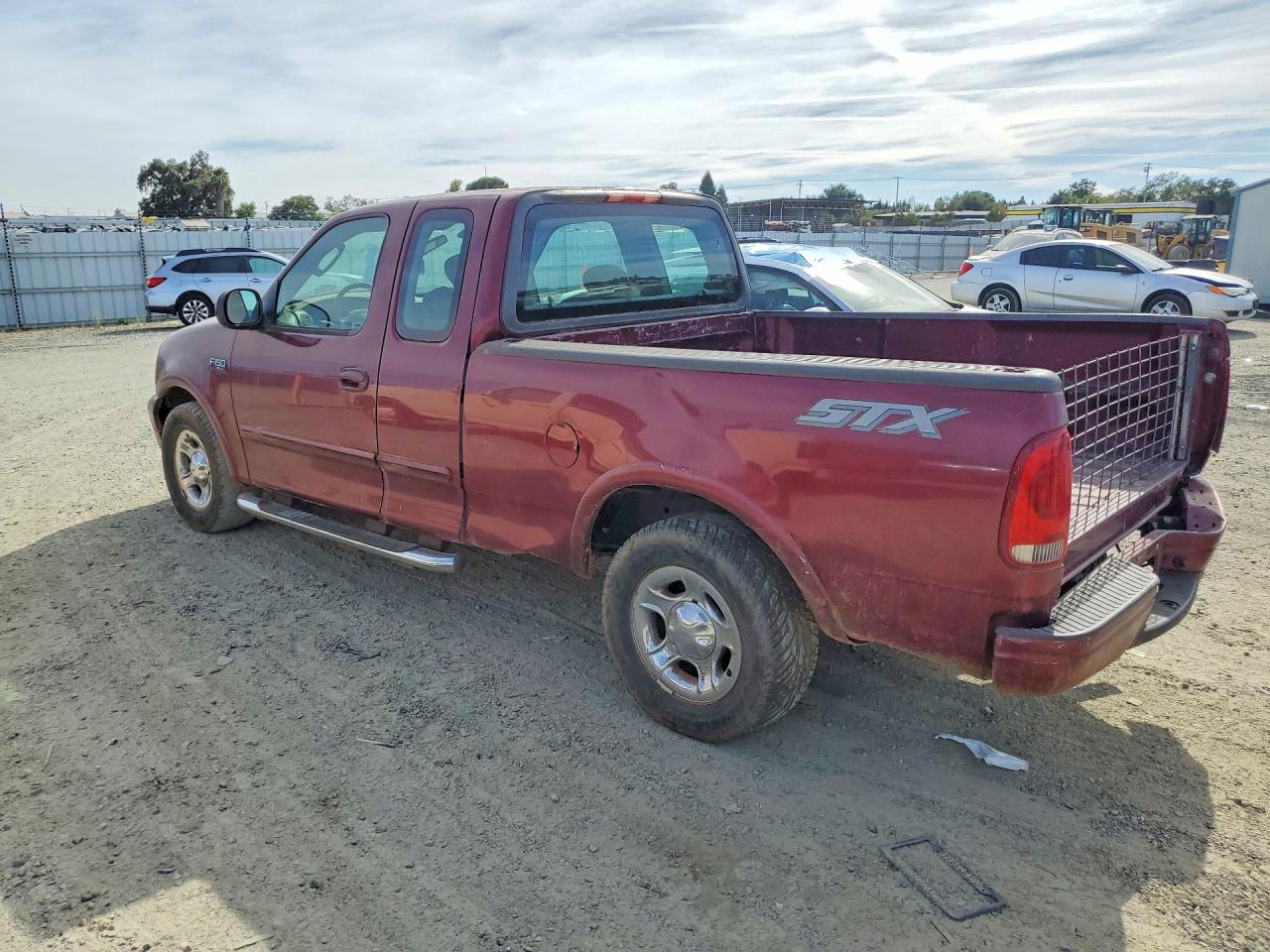 2003 Ford F150 Maroon vin: 2FTRX17273CB01906
