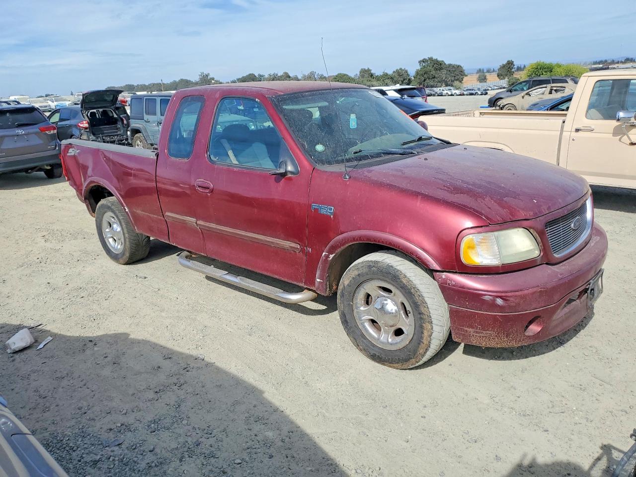 2003 Ford F150 Maroon vin: 2FTRX17273CB01906