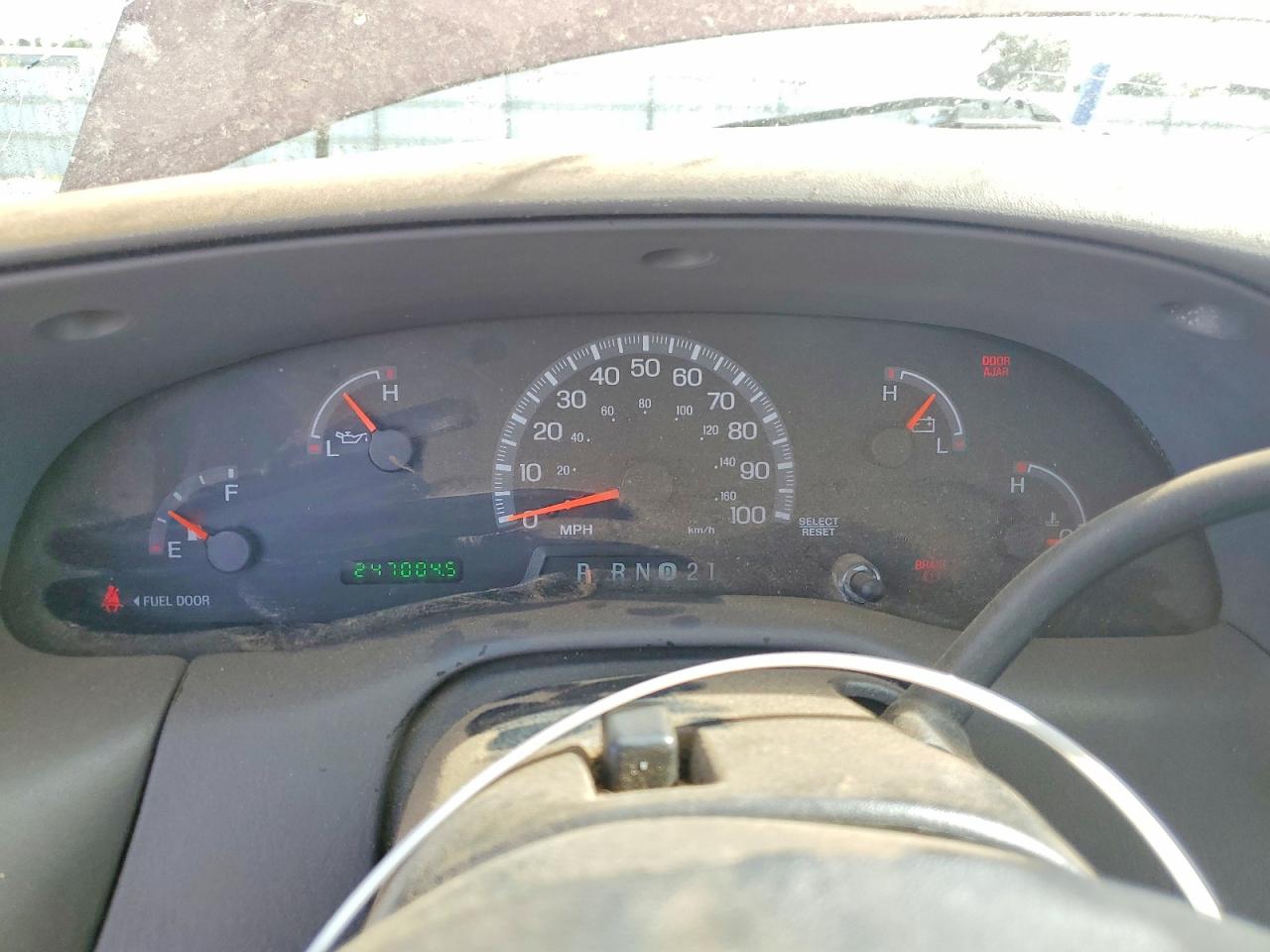 2003 Ford F150 Maroon vin: 2FTRX17273CB01906