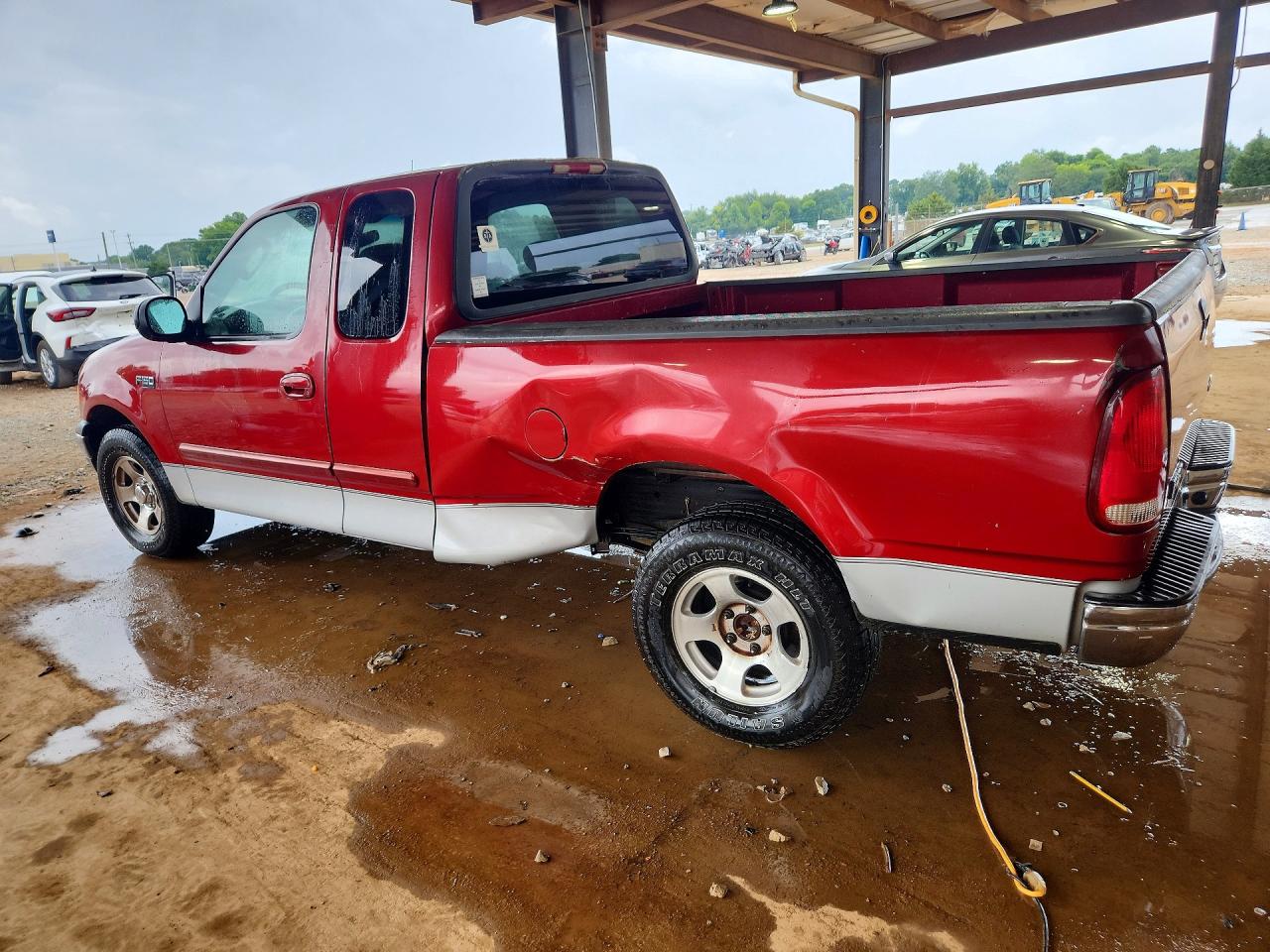 2003 Ford F150 Red vin: 2FTRX172X3CB03231