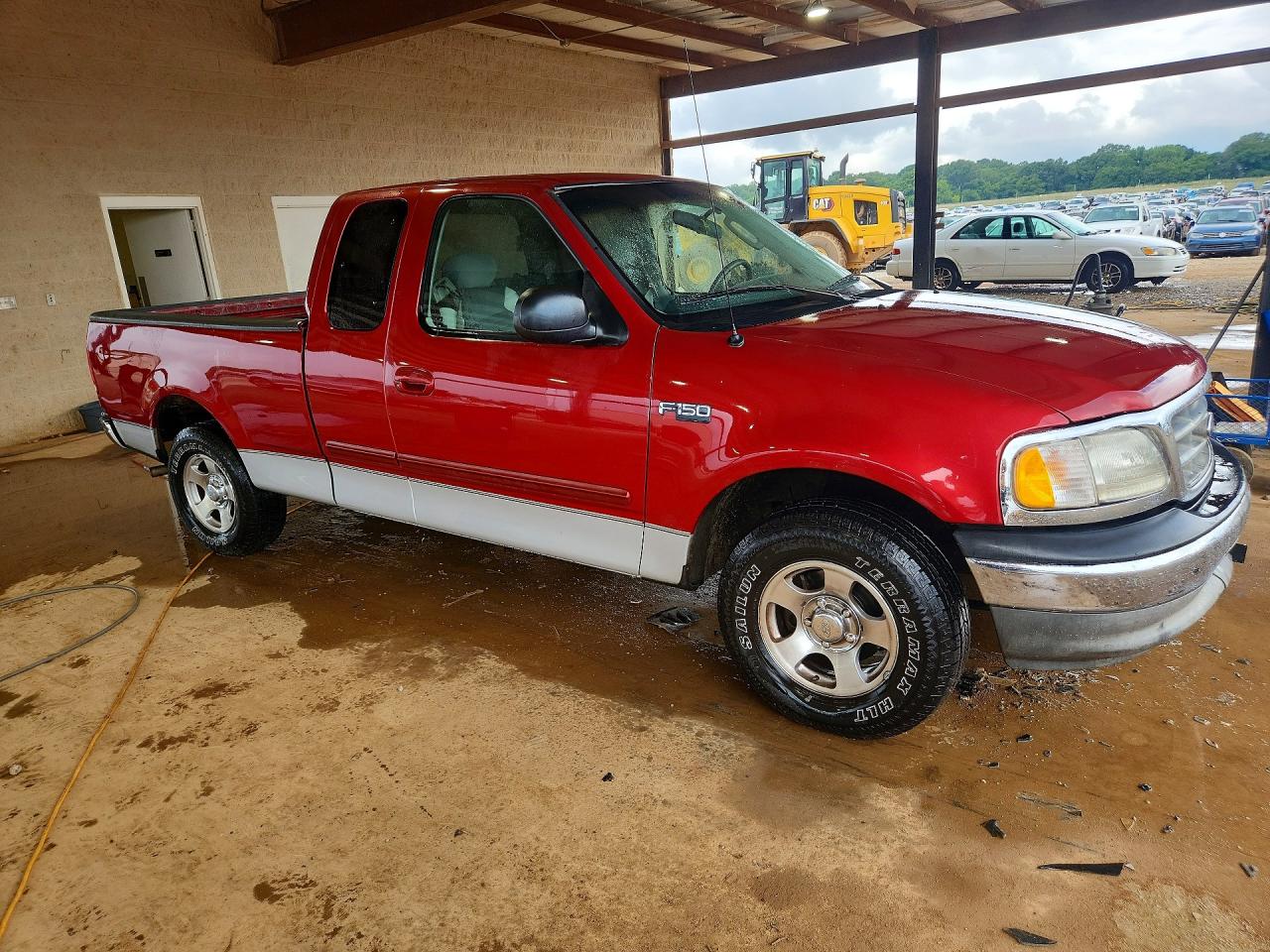 2003 Ford F150 Red vin: 2FTRX172X3CB03231