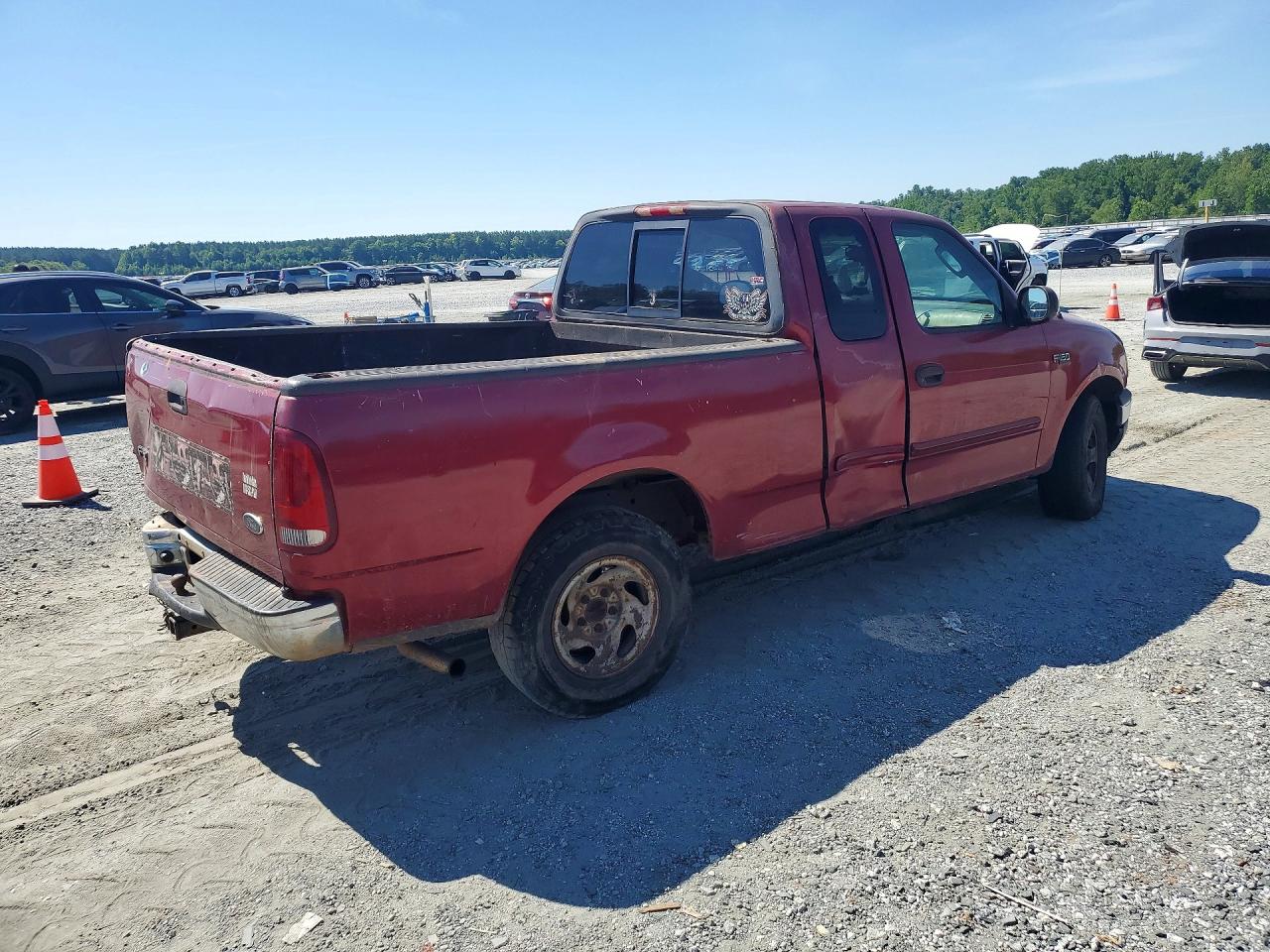 2004 Ford F-150 Heritage Classic Red vin: 2FTRX172X4CA27592