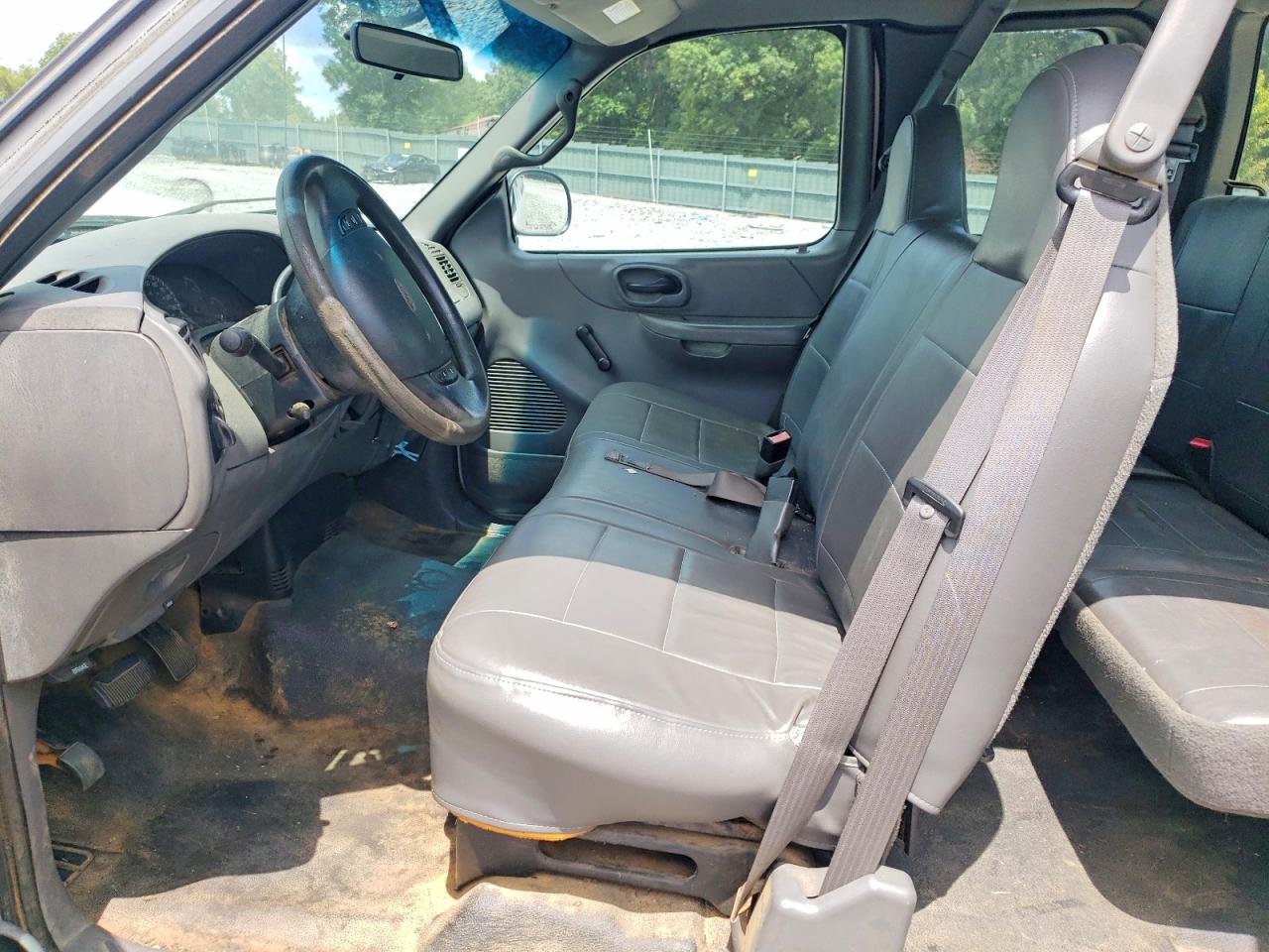2001 Ford F150 White vin: 2FTRX17L11CA29932