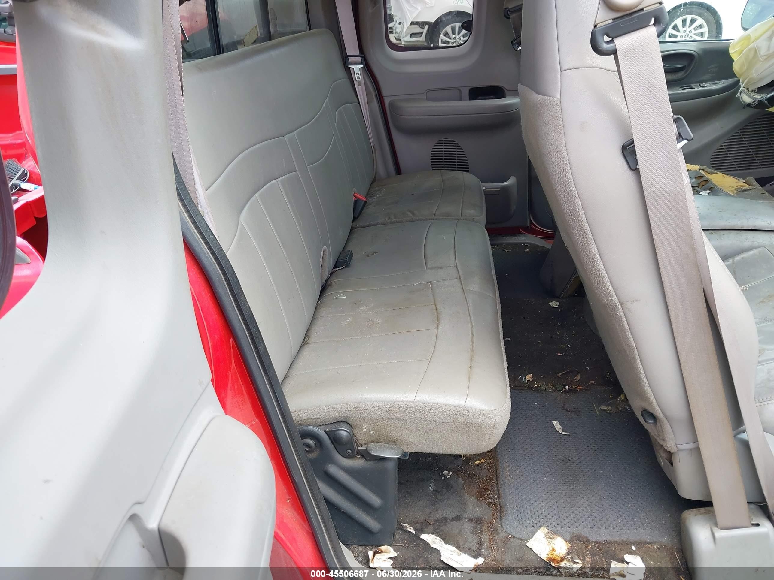 2000 Ford F-150 Lariat/work Series/xl/xlt Red vin: 2FTRX17L4YCA08227