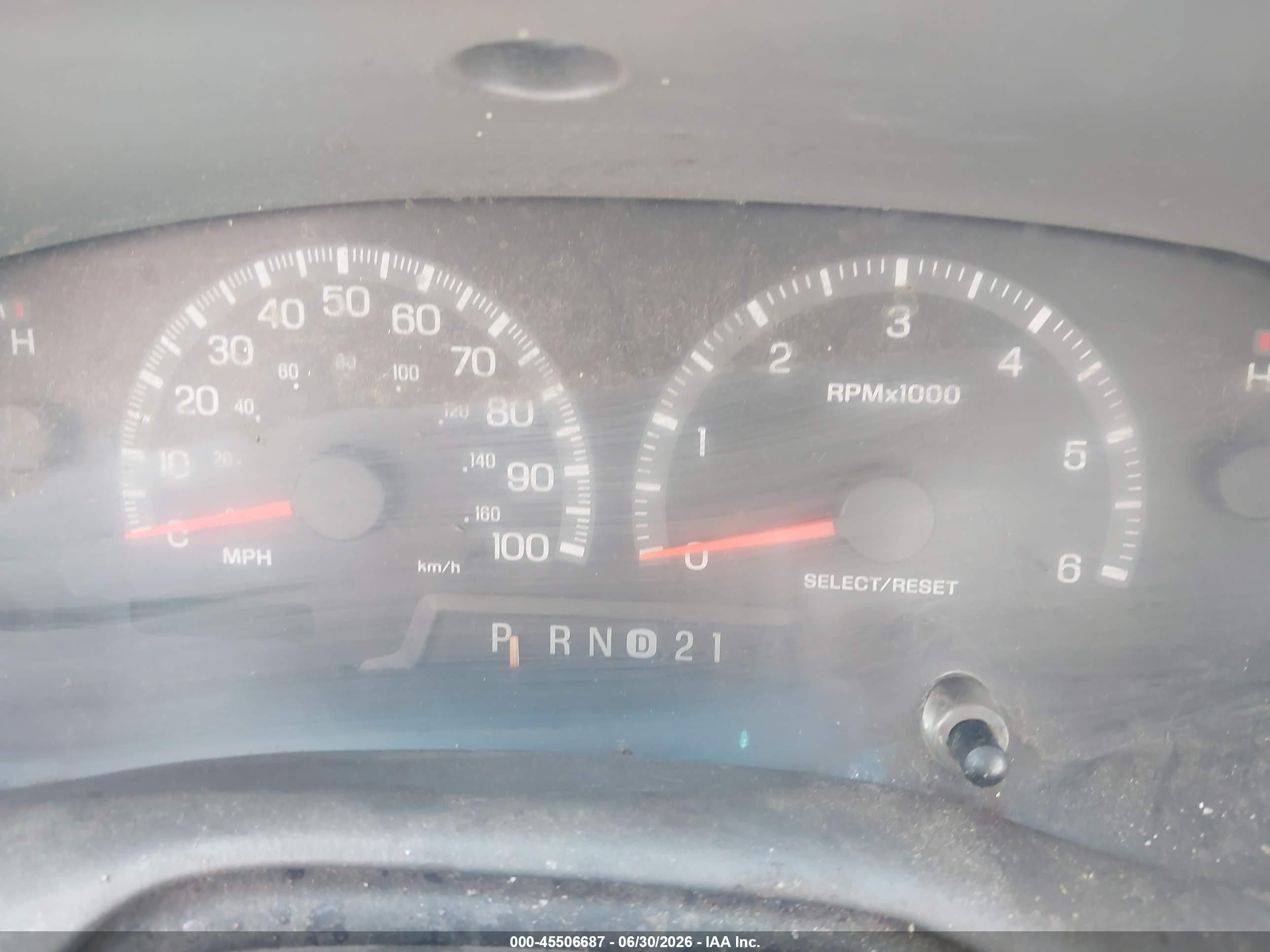 2000 Ford F-150 Lariat/work Series/xl/xlt Red vin: 2FTRX17L4YCA08227
