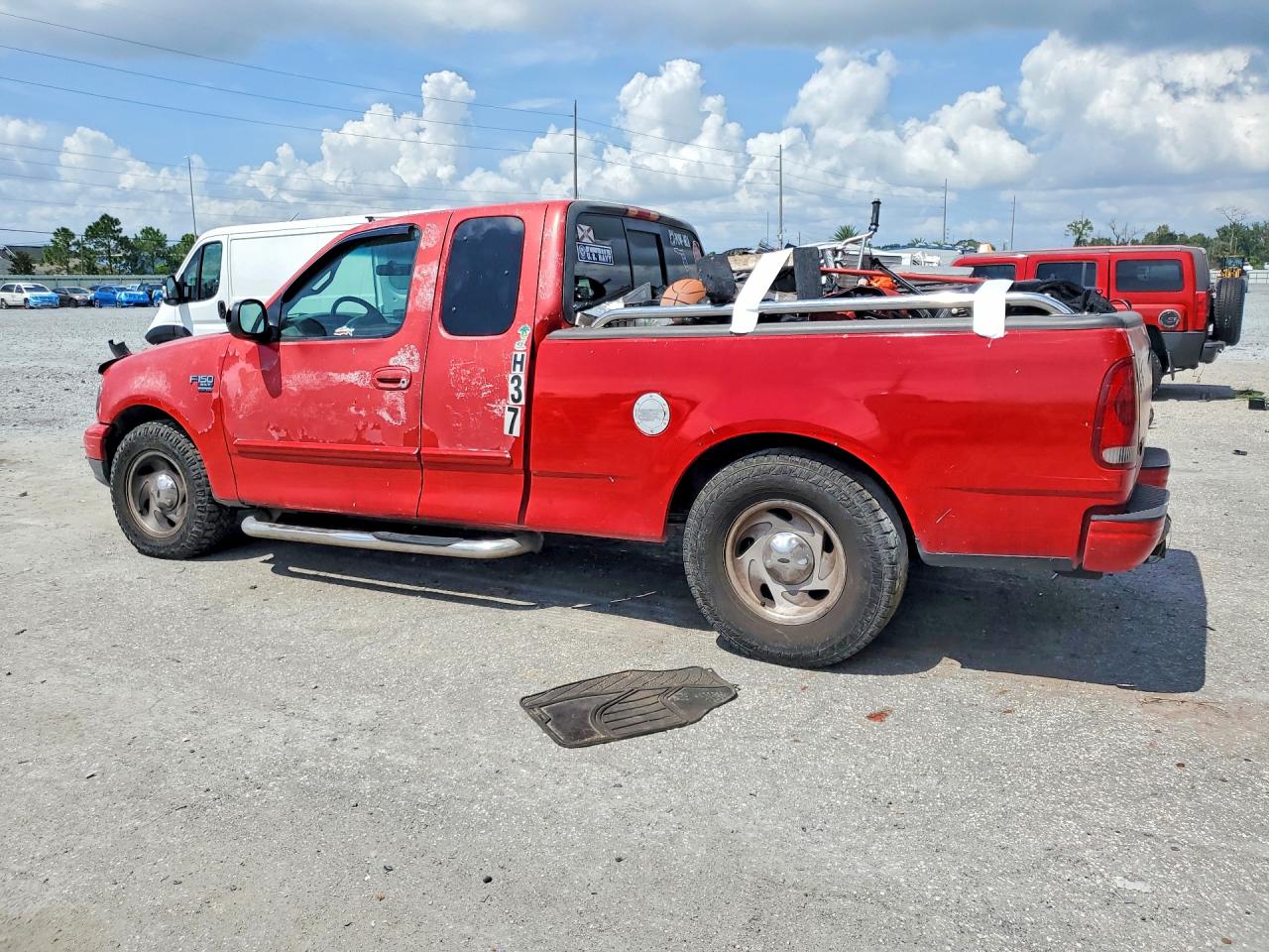 2001 Ford F150 Red vin: 2FTRX17L51CA11160