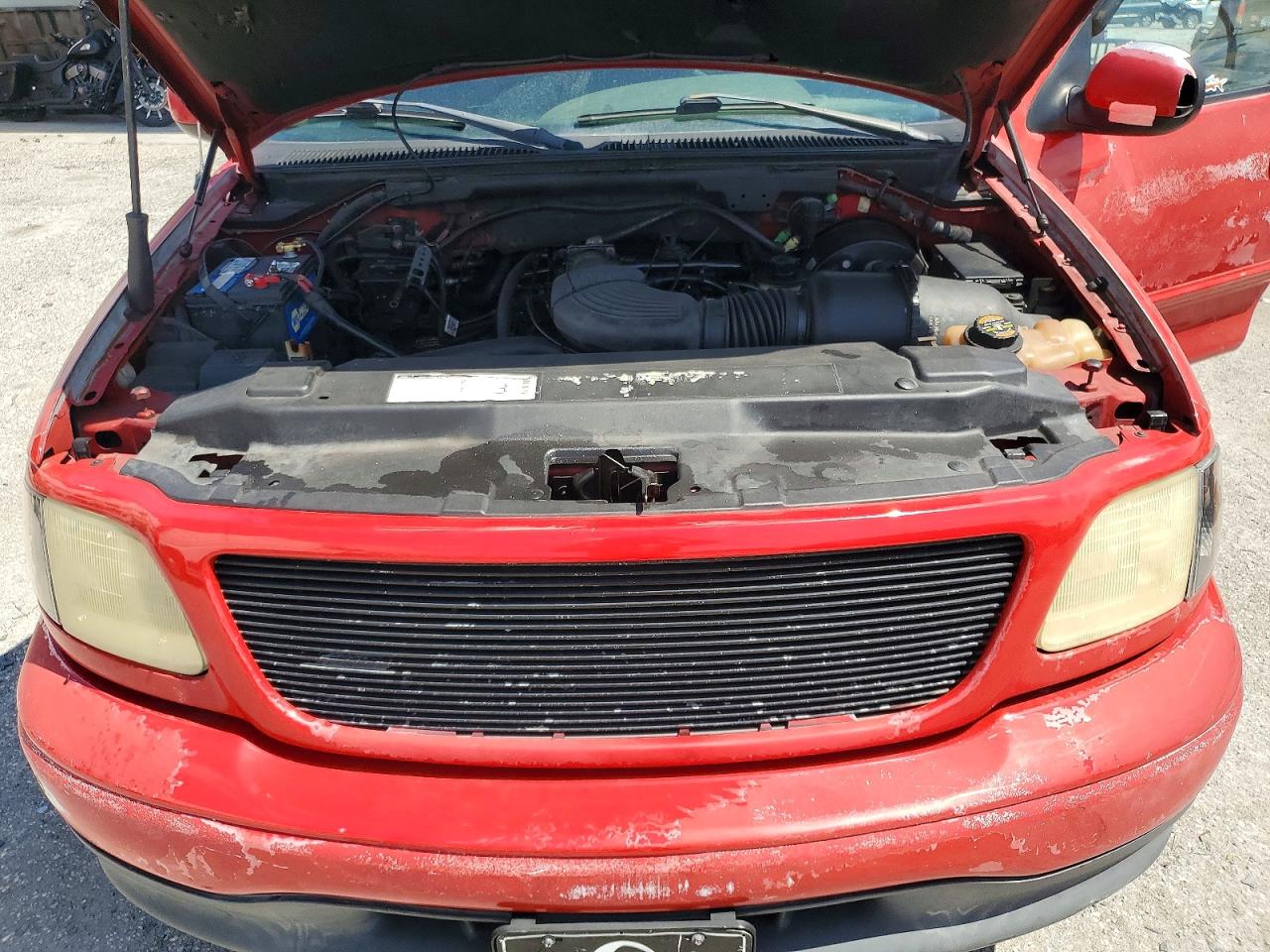 2001 Ford F150 Red vin: 2FTRX17L51CA11160
