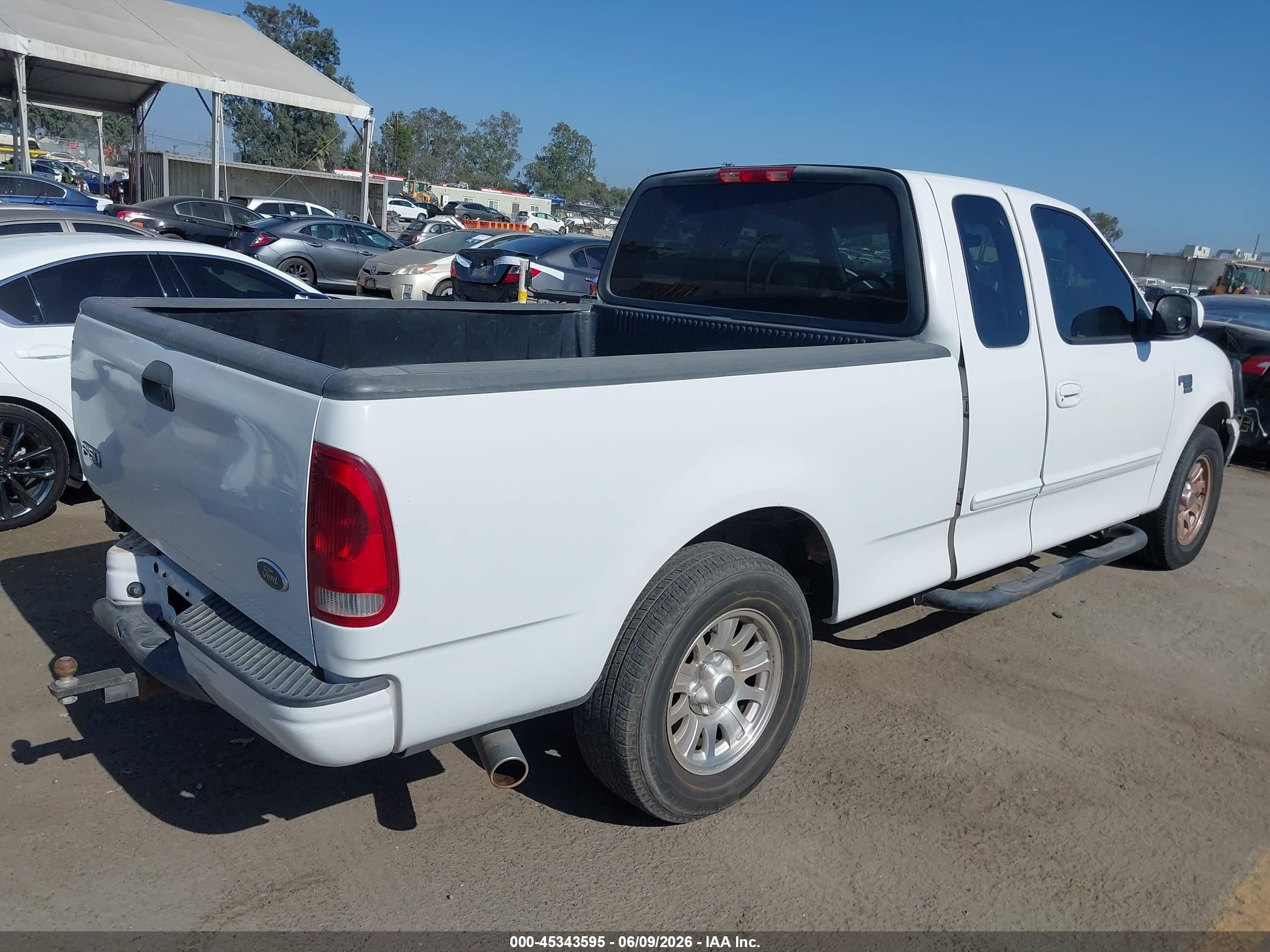 2003 Ford F-150 Lariat/xl/xlt White vin: 2FTRX17L53CA25448