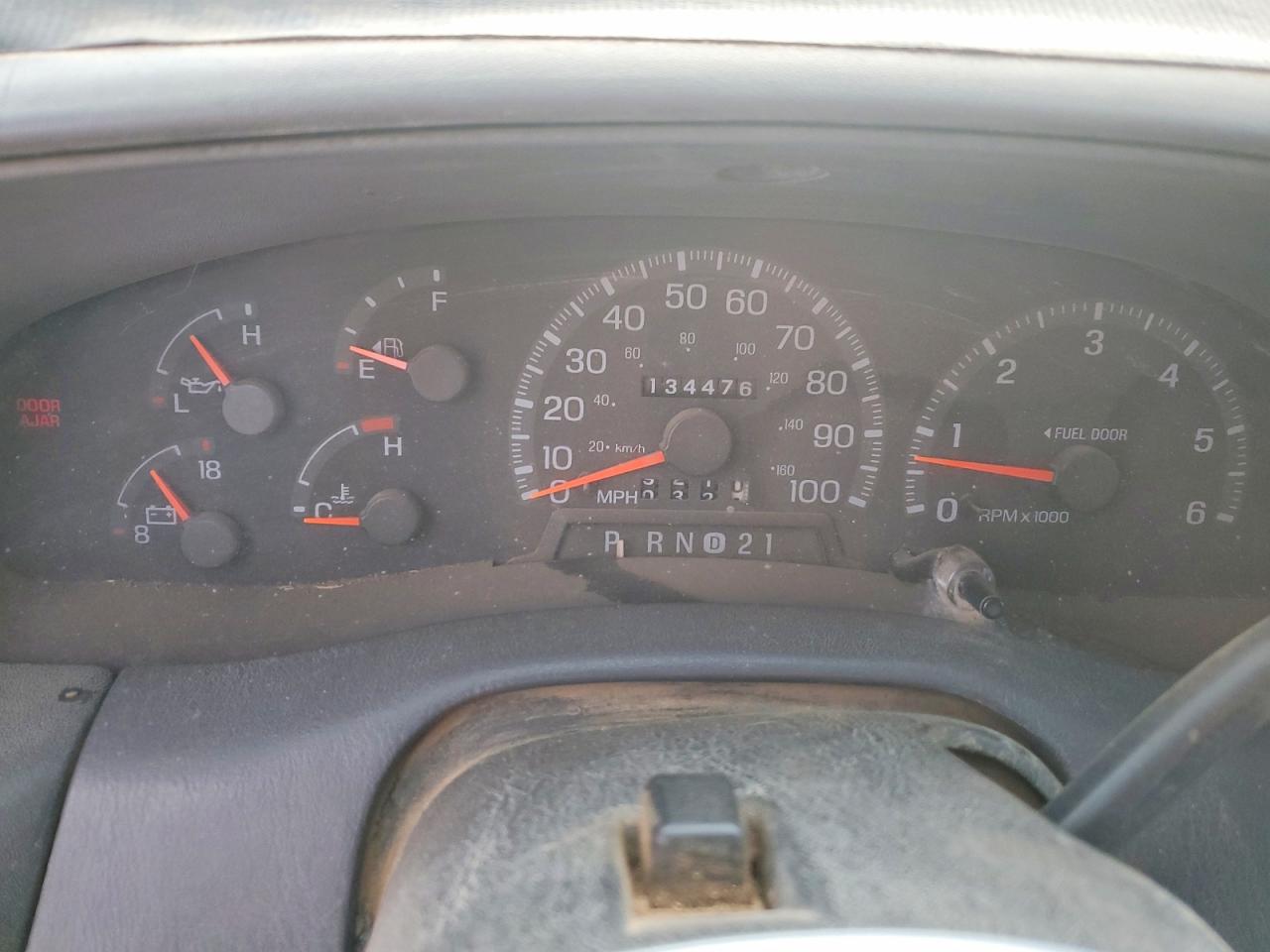 1998 Ford F150 Red vin: 2FTRX17L6WCA25835