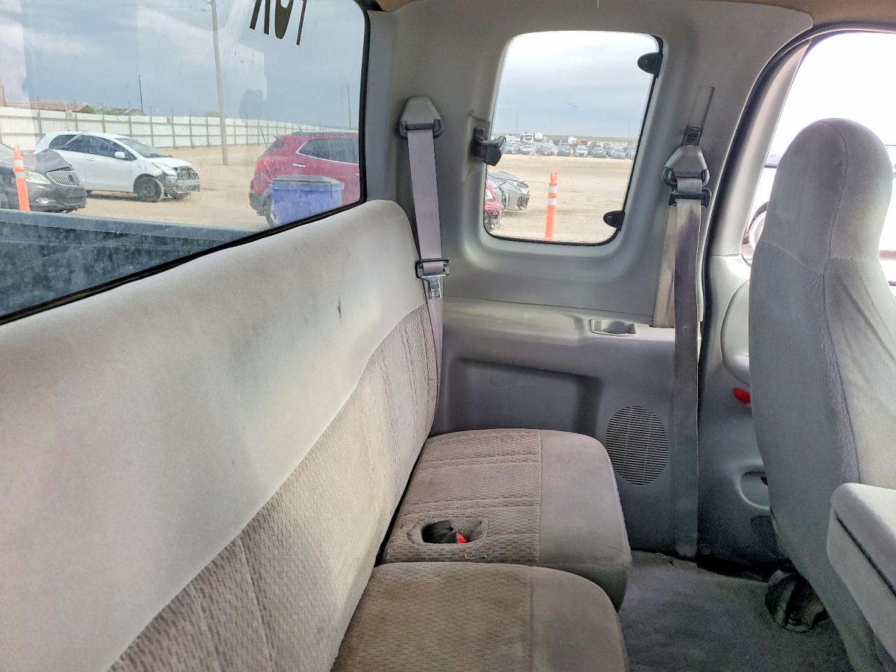 1998 Ford F150 Red vin: 2FTRX17L6WCA25835