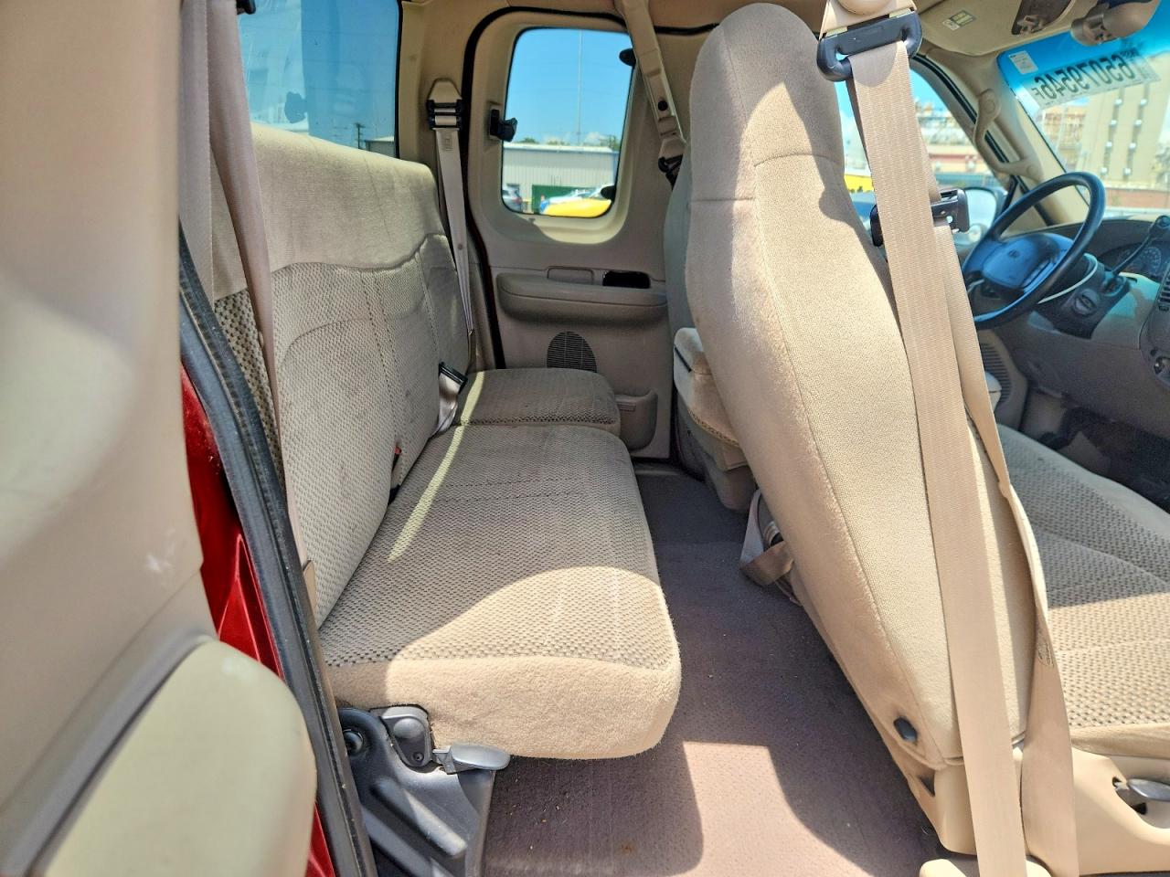 2000 Ford F150 Красный vin: 2FTRX17L6YCA30228