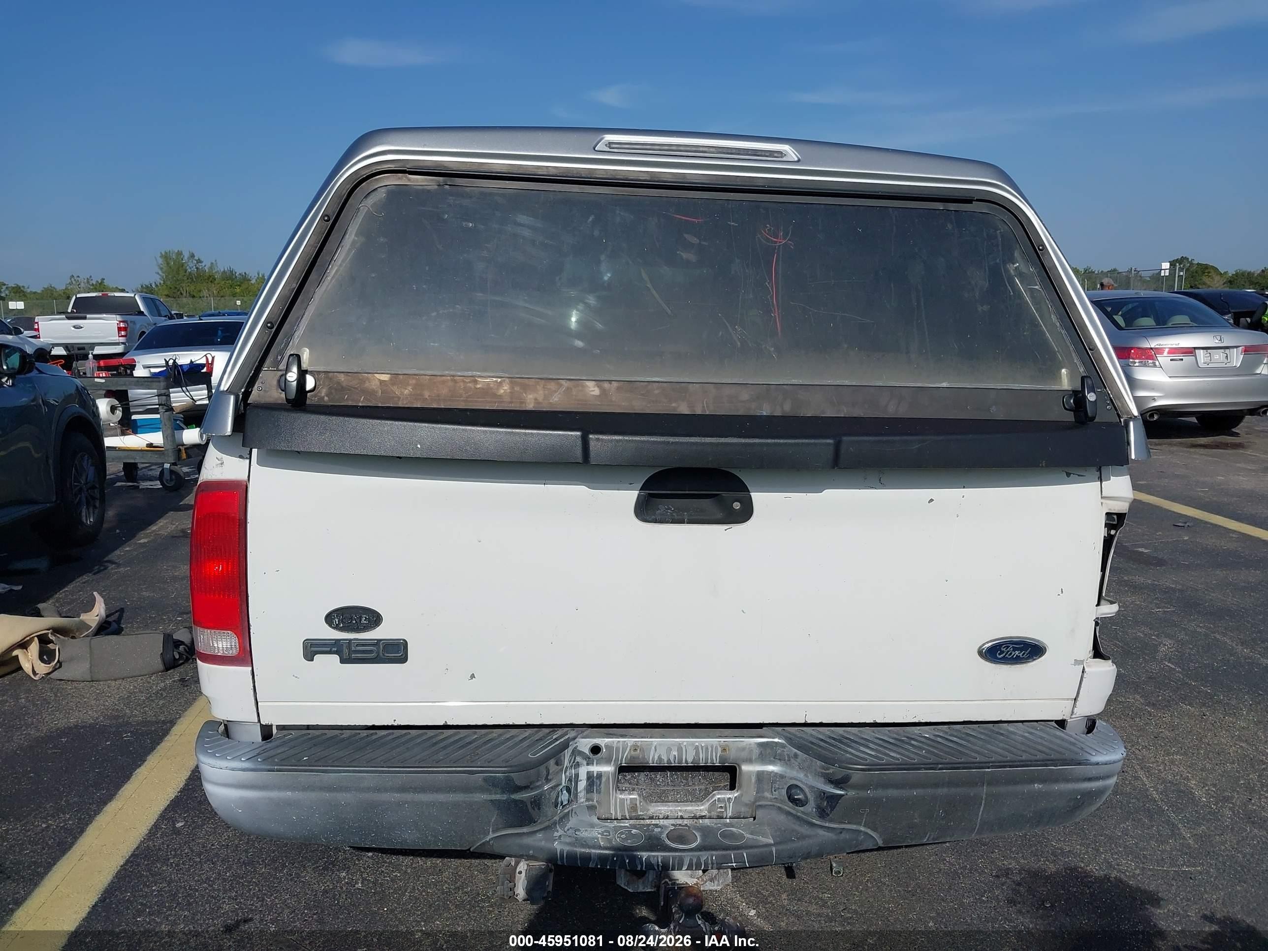2003 Ford F-150 Lariat/xl/xlt White vin: 2FTRX17L93CA78752