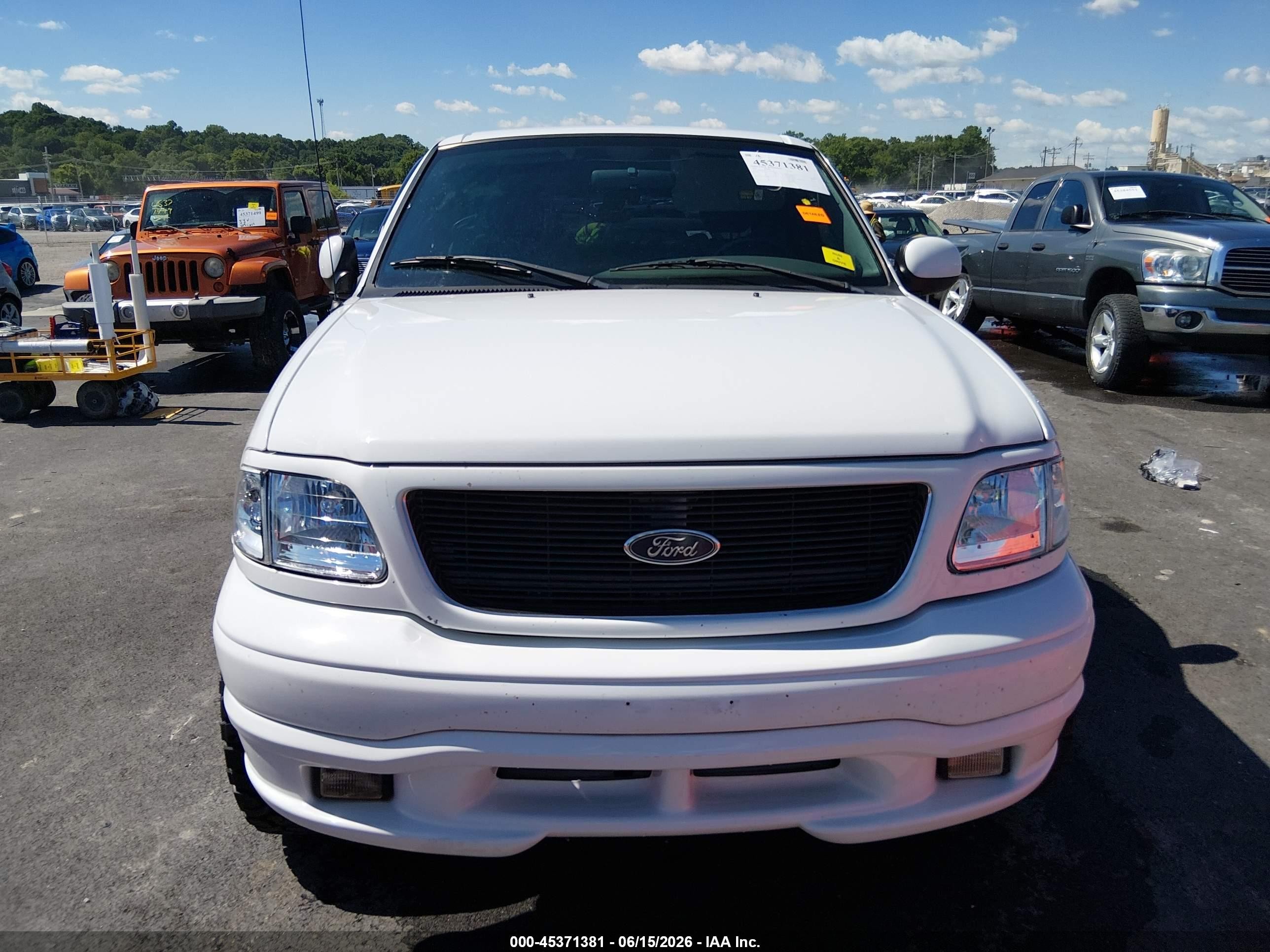 2003 Ford F-150 Lariat/xl/xlt White vin: 2FTRX17W23CA44078