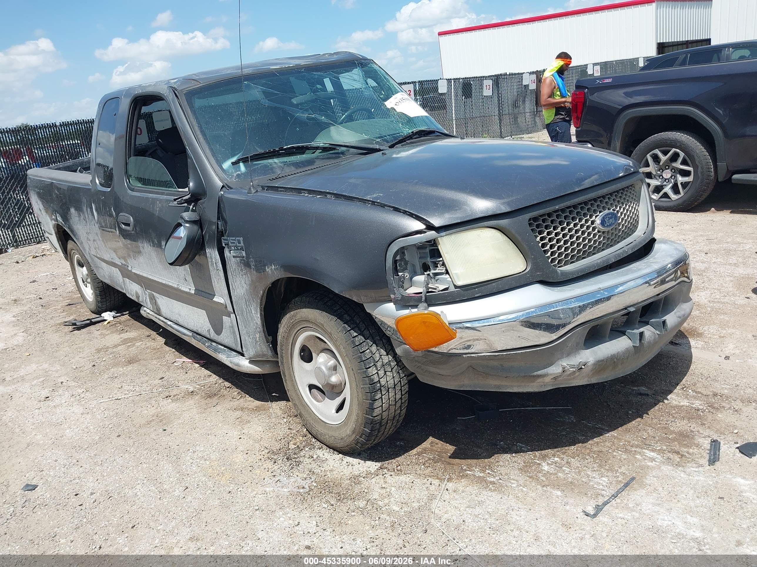 2FTRX17W24CA19926