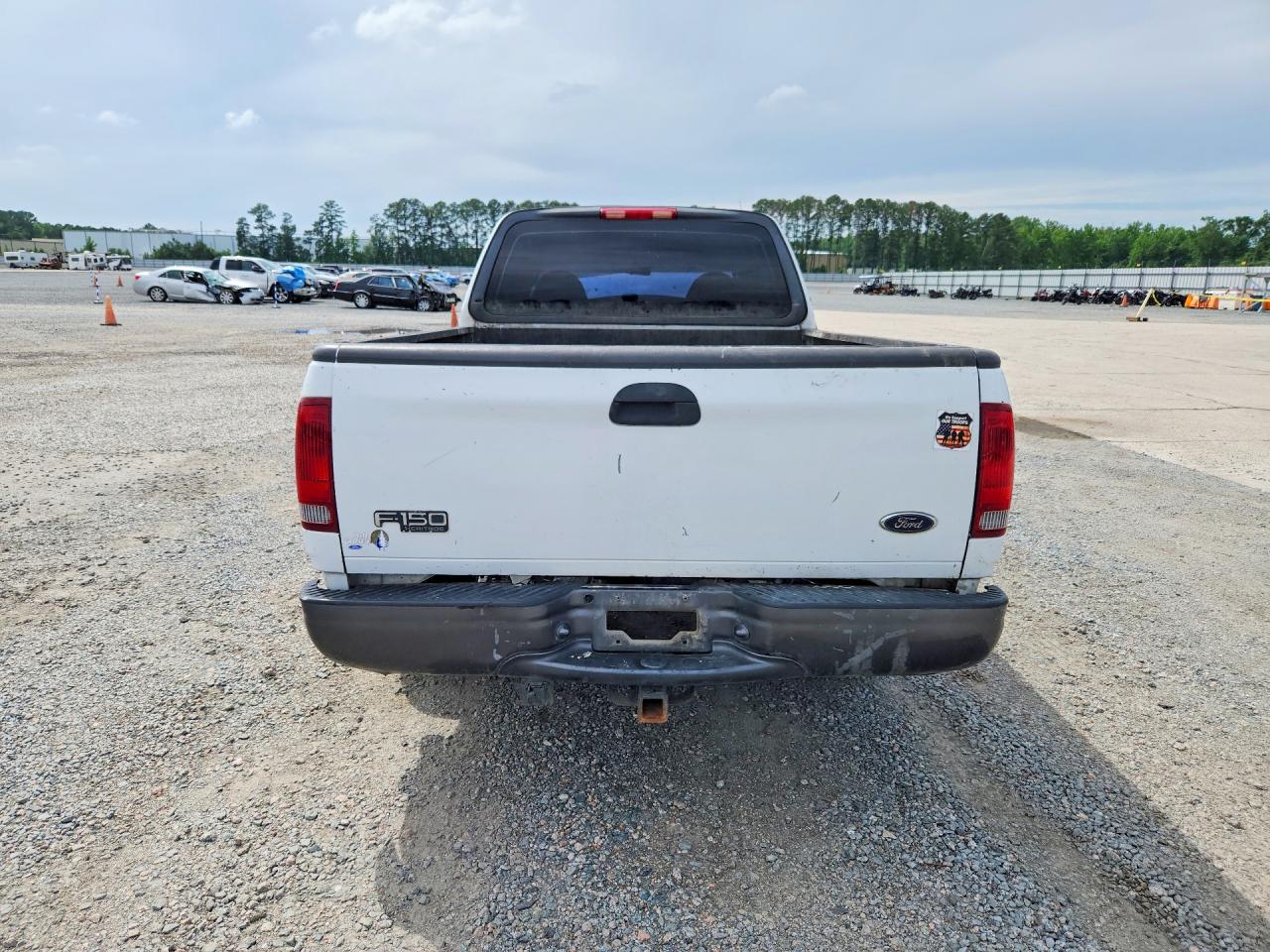 2004 Ford F-150 Heritage Classic White vin: 2FTRX17W54CA72362