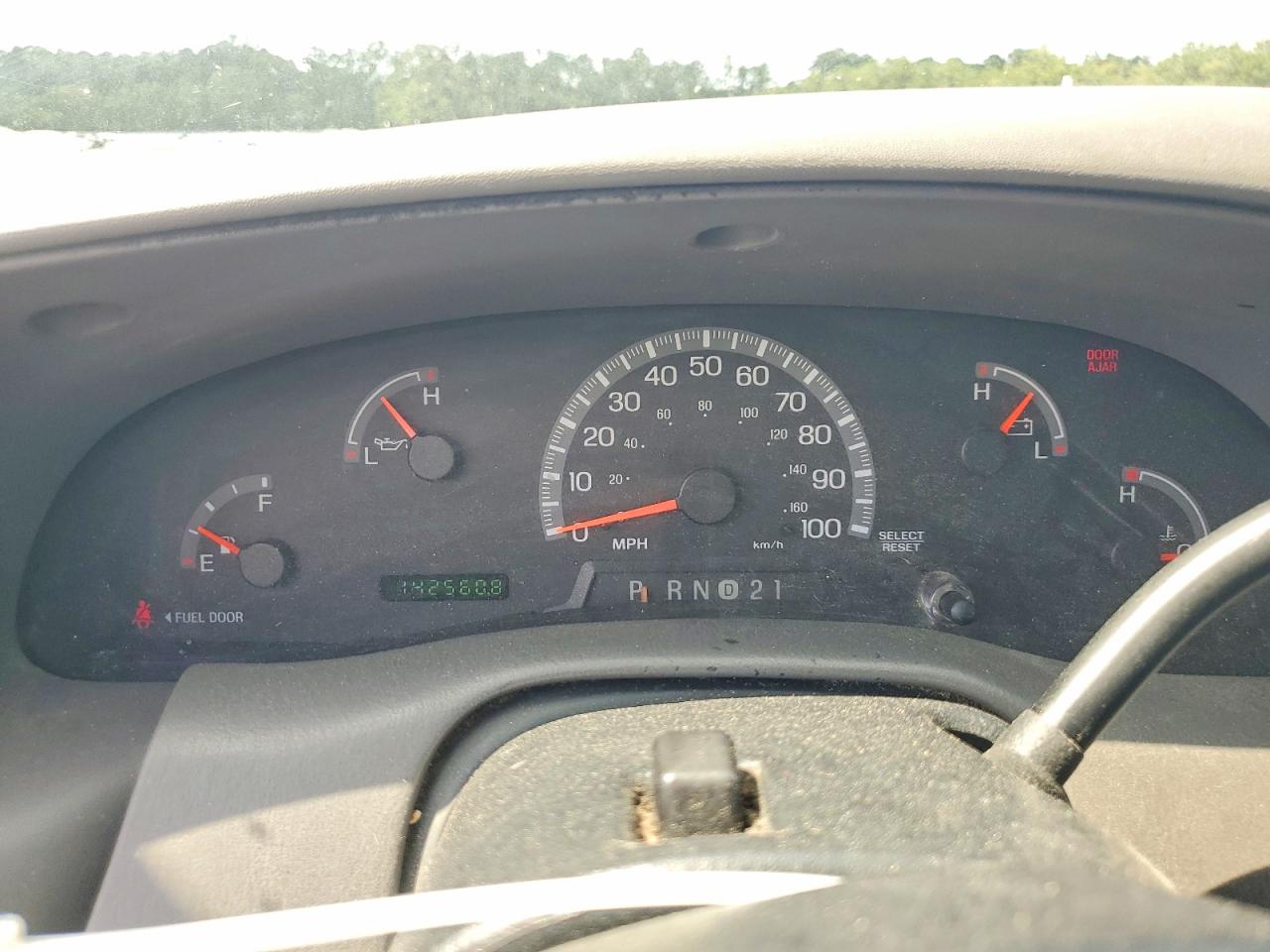 2004 Ford F-150 Heritage Classic White vin: 2FTRX17W74CA17198