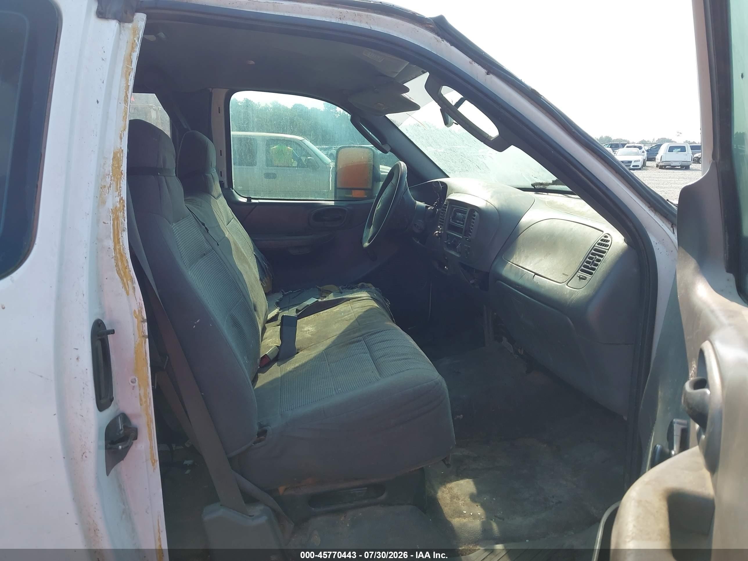 2004 Ford F-150 Heritage Xl/xlt White vin: 2FTRX17W74CA73478