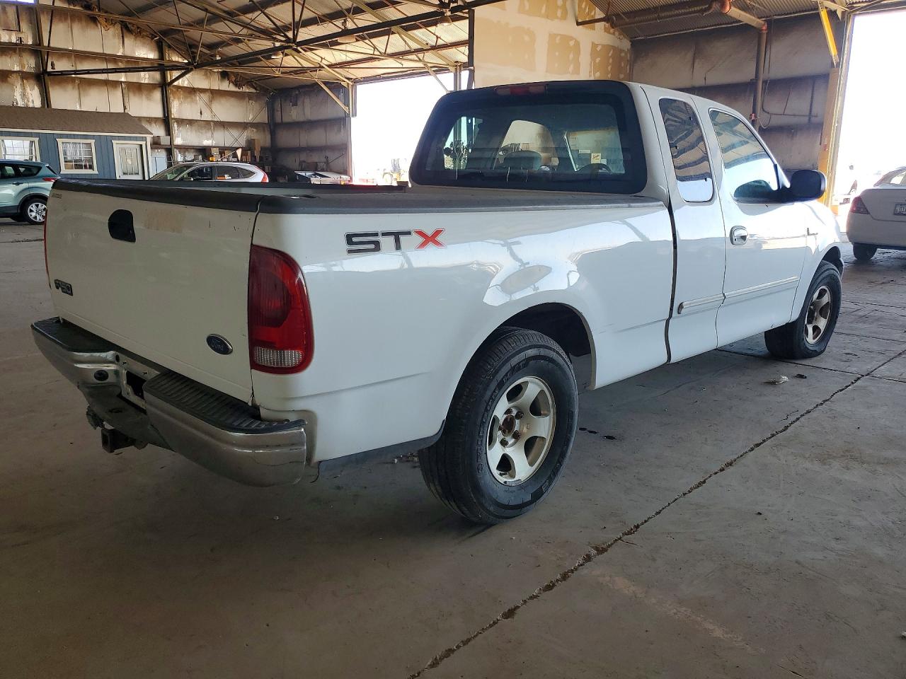 2003 Ford F150 Белый vin: 2FTRX17W83CA62942