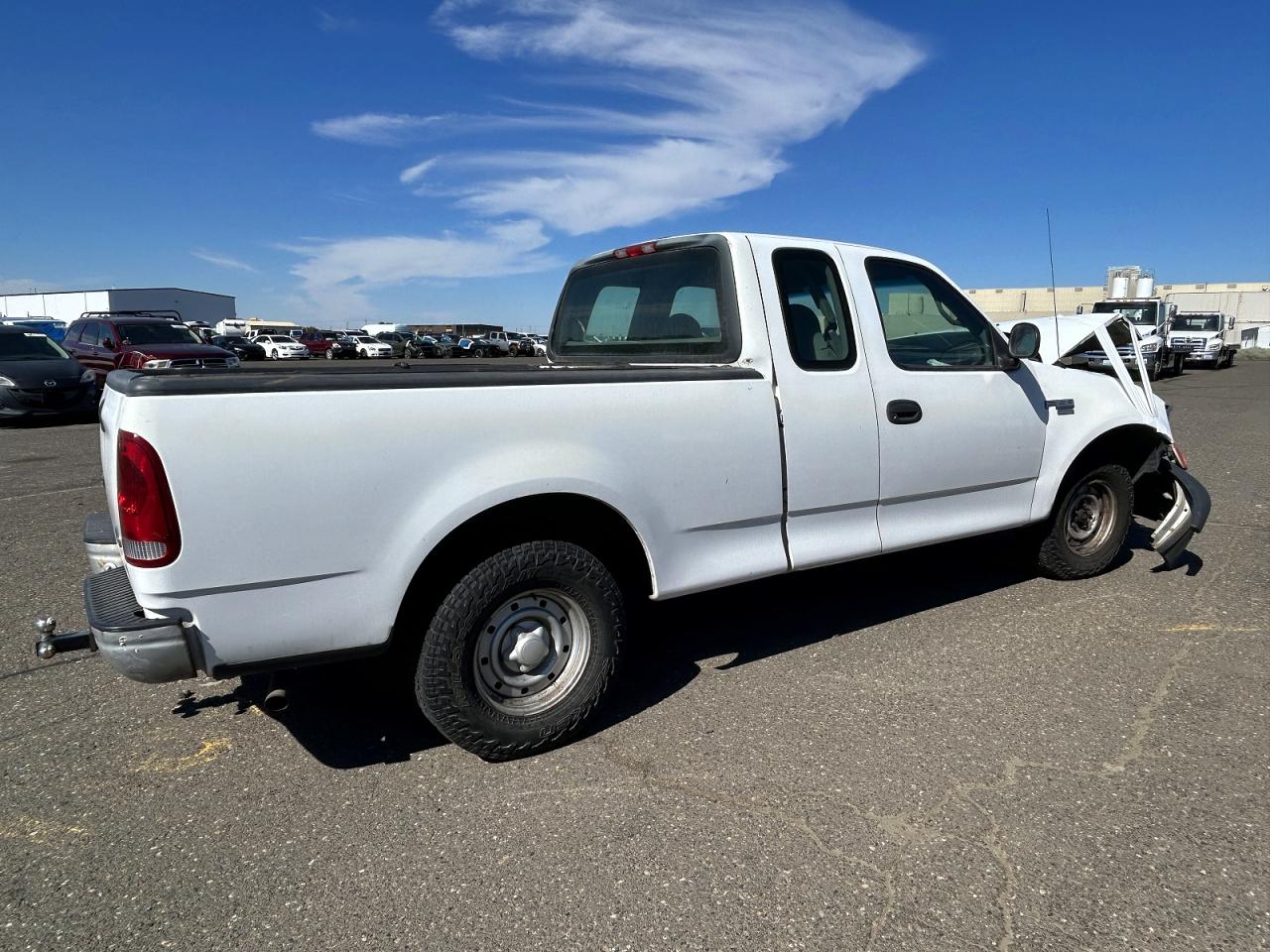 2000 Ford F150 White vin: 2FTRX17WXYCA33482