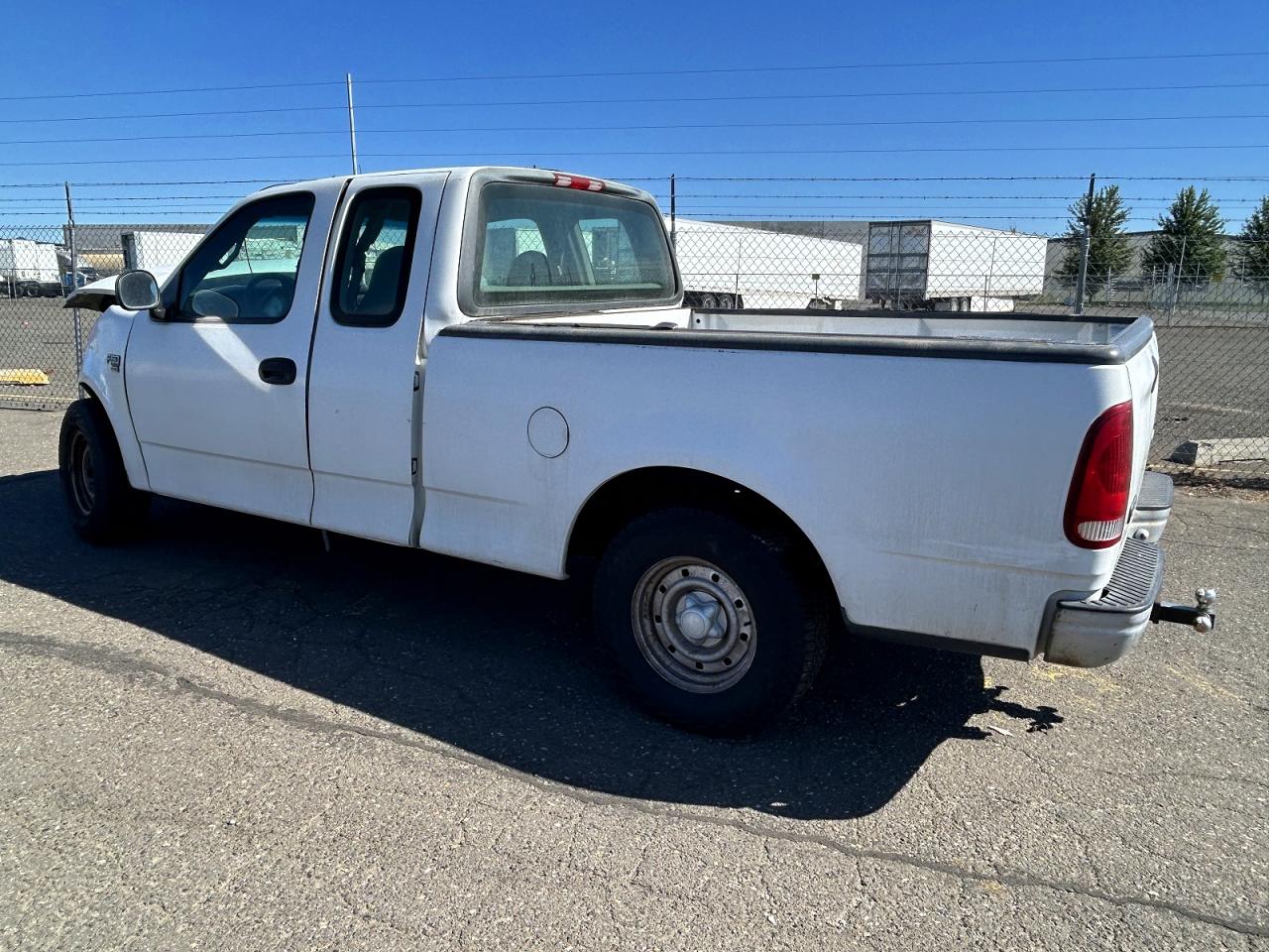 2000 Ford F150 White vin: 2FTRX17WXYCA33482