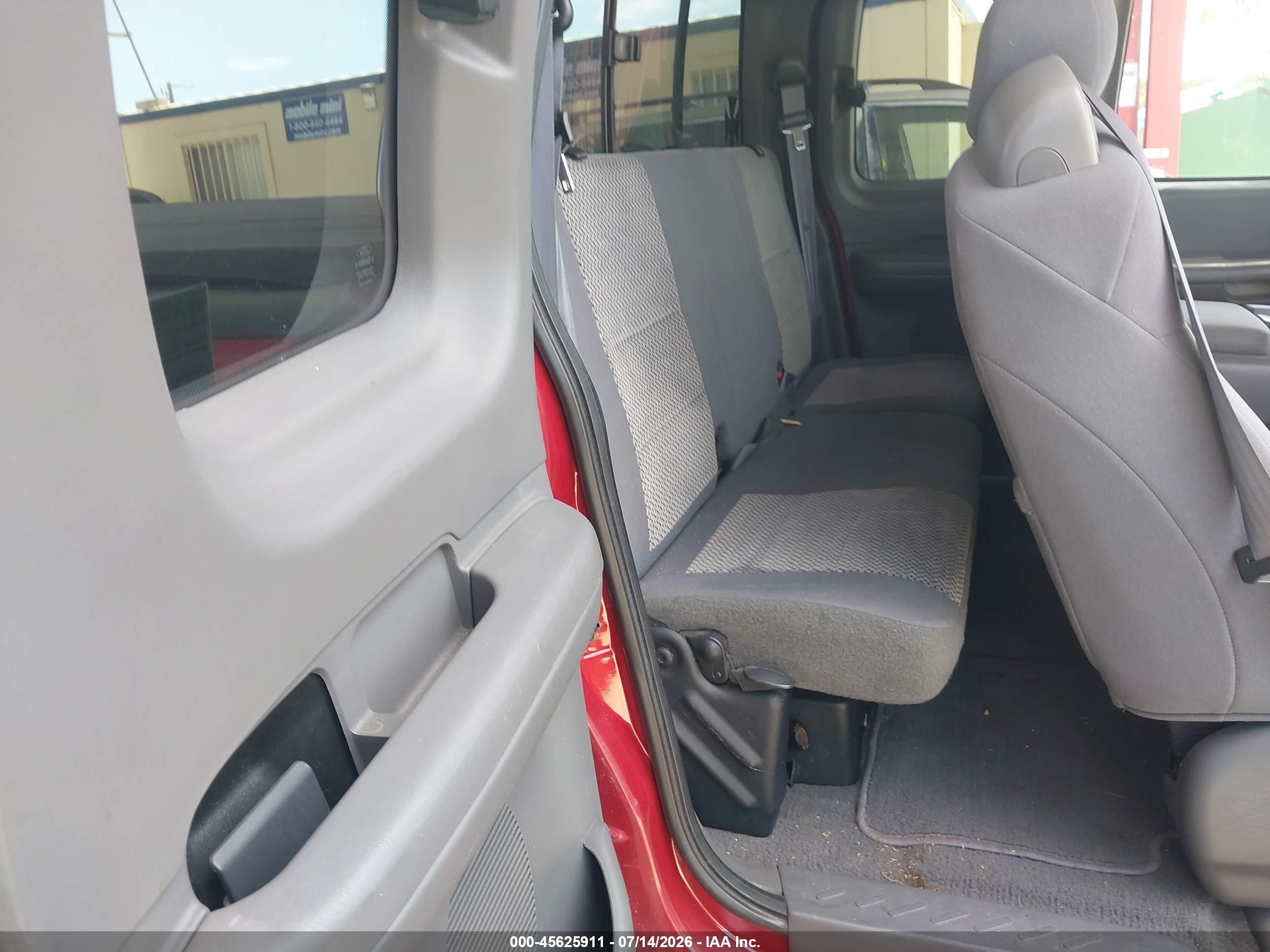 2002 Ford F-150 Lariat/xl/xlt Red vin: 2FTRX18L02CA96148