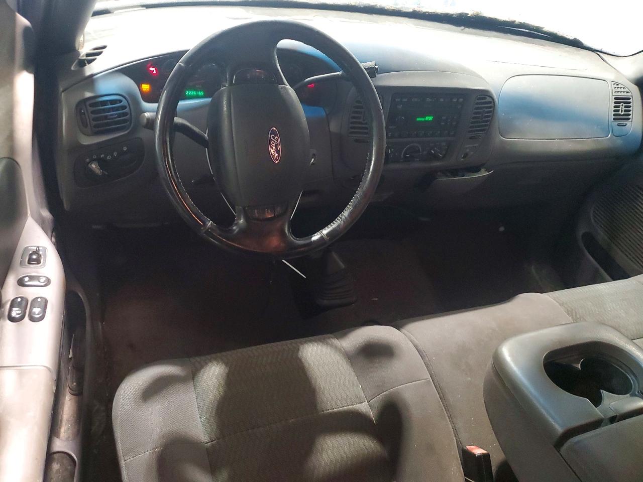 2003 Ford F150 White vin: 2FTRX18L23CA29942