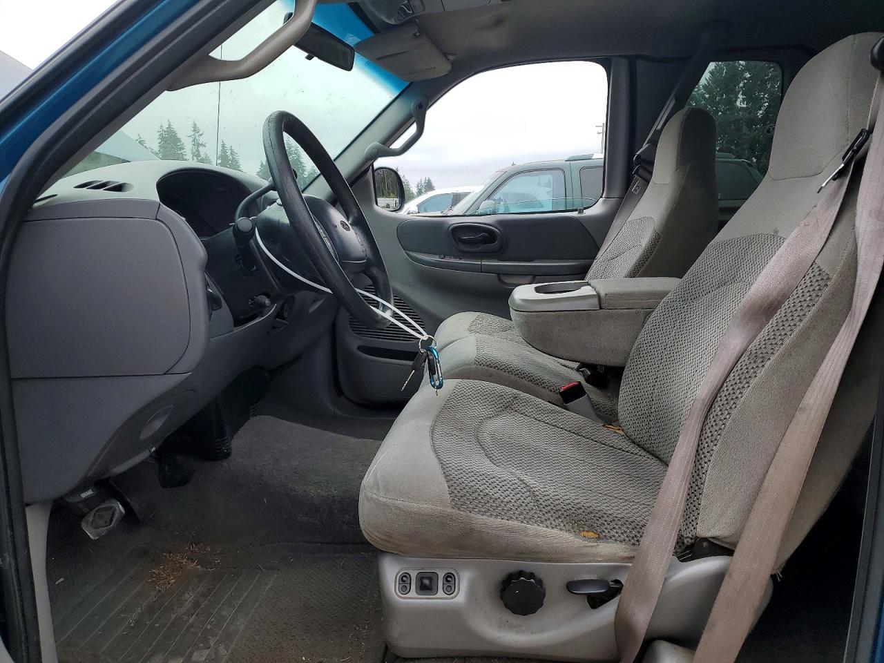 2000 Ford F150 Turquoise vin: 2FTRX18L4YCB12022