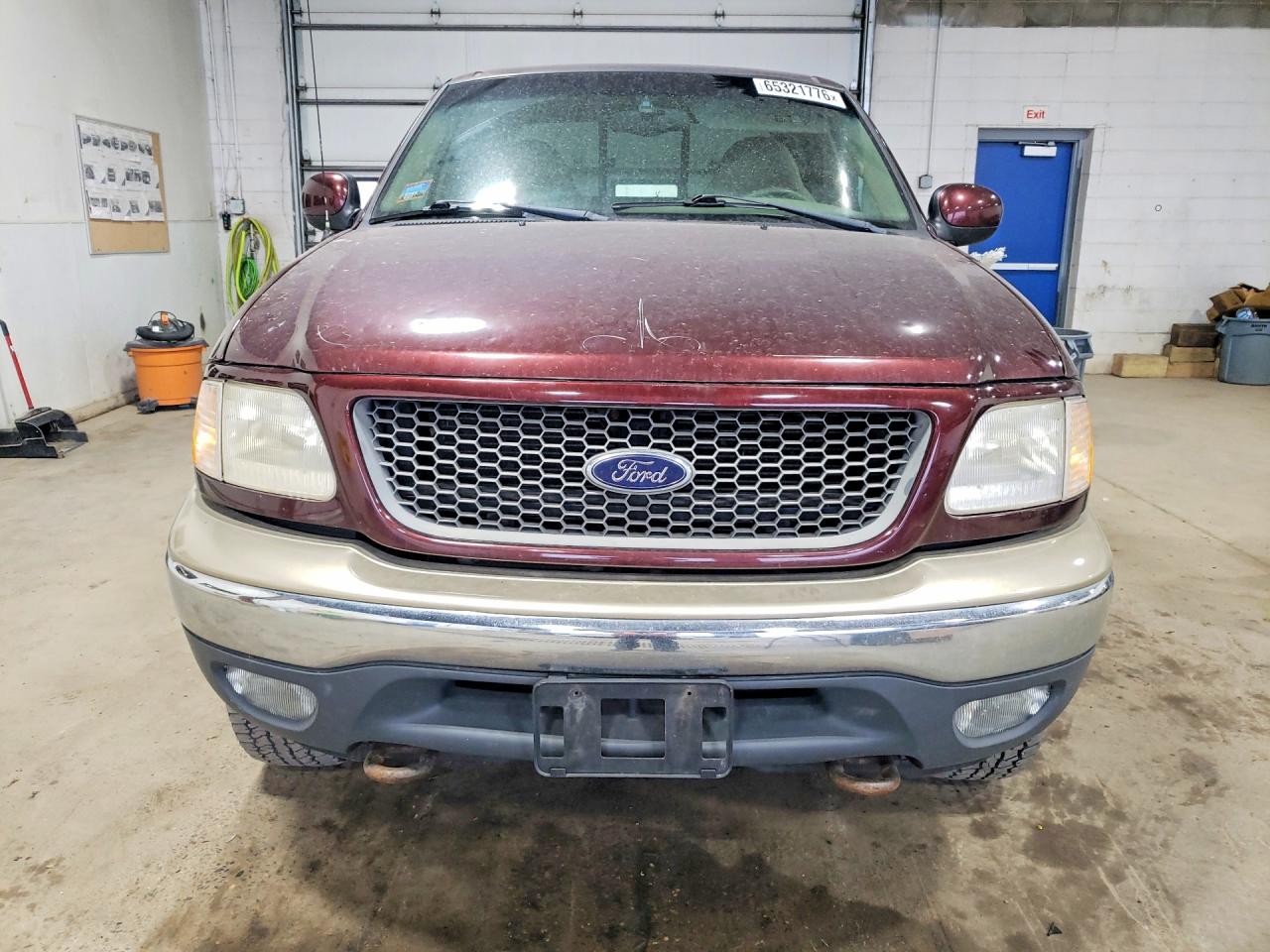2000 Ford F150 Burgundy vin: 2FTRX18L5YCA17579