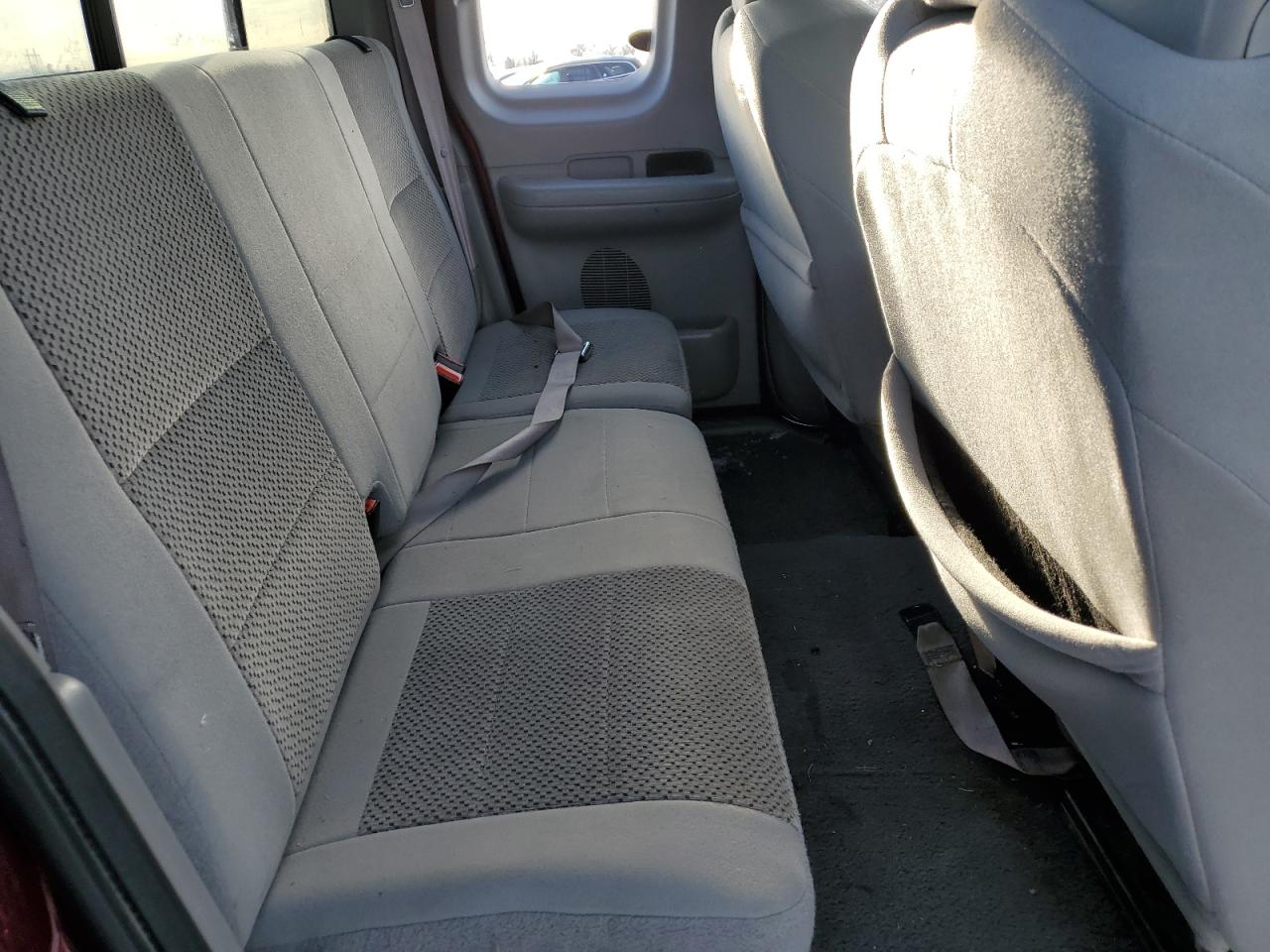 2003 Ford F150 Бордовый vin: 2FTRX18L83CA37303