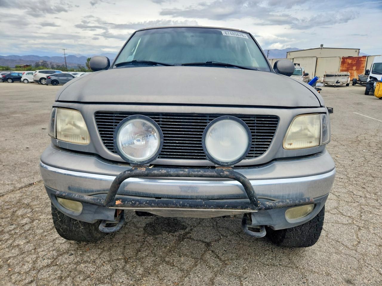 2000 Ford F150 Серый vin: 2FTRX18L8YCA85746
