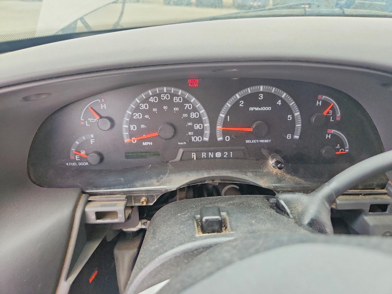 2000 Ford F150 Серый vin: 2FTRX18L8YCA85746