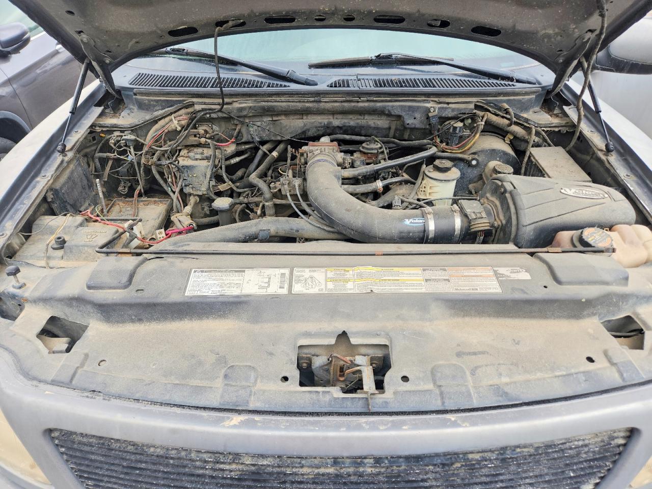 2000 Ford F150 Серый vin: 2FTRX18L8YCA85746