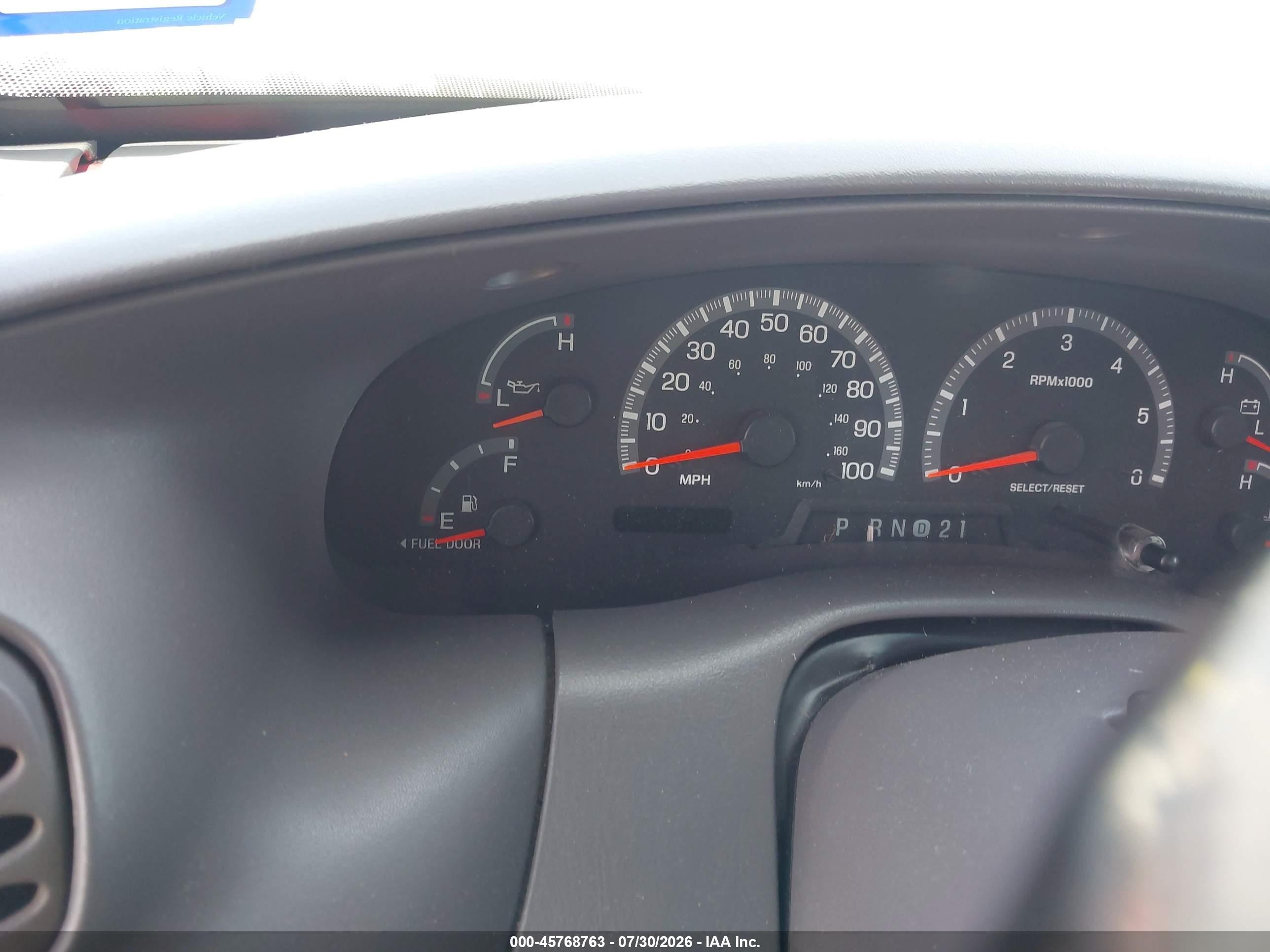2001 Ford F-150 Lariat/xl/xlt Красный vin: 2FTRX18L91CA87172