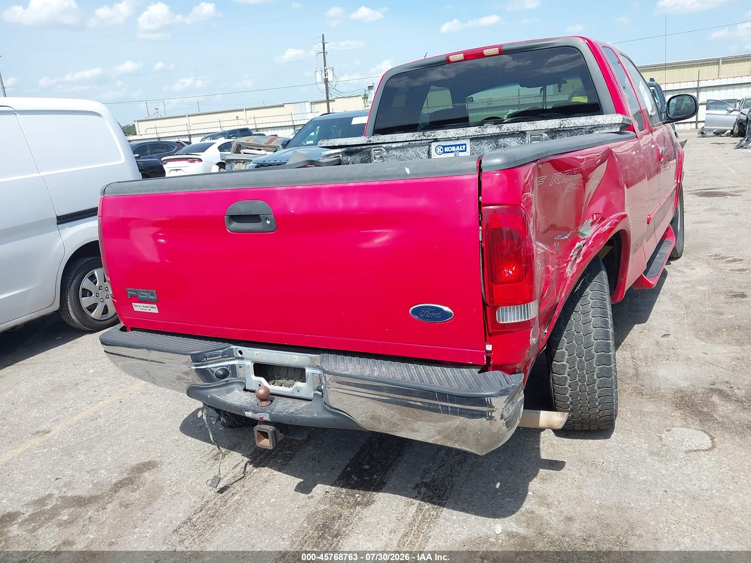 2001 Ford F-150 Lariat/xl/xlt Красный vin: 2FTRX18L91CA87172