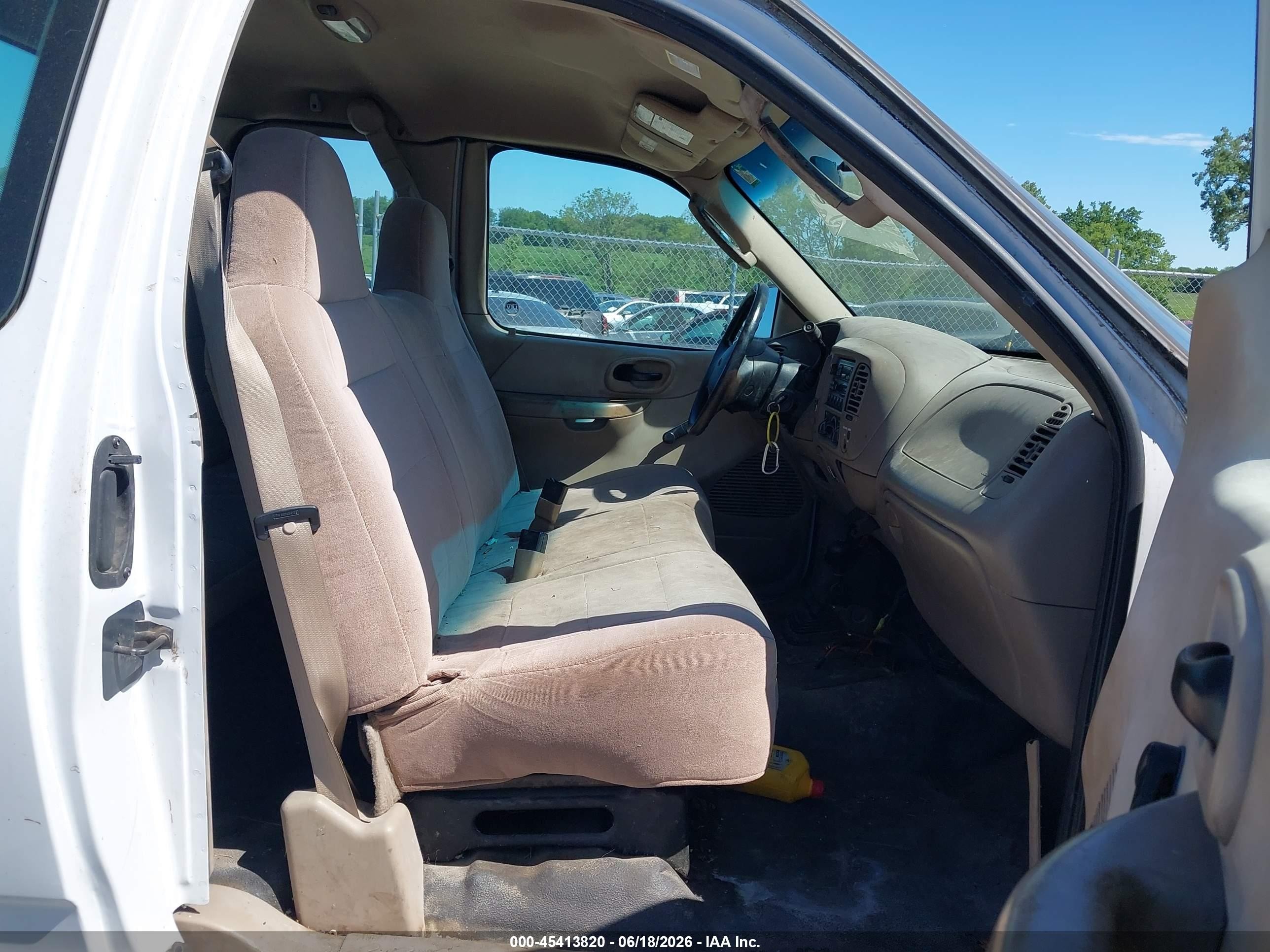 2002 Ford F-150 Lariat/xl/xlt White vin: 2FTRX18L92CA78473