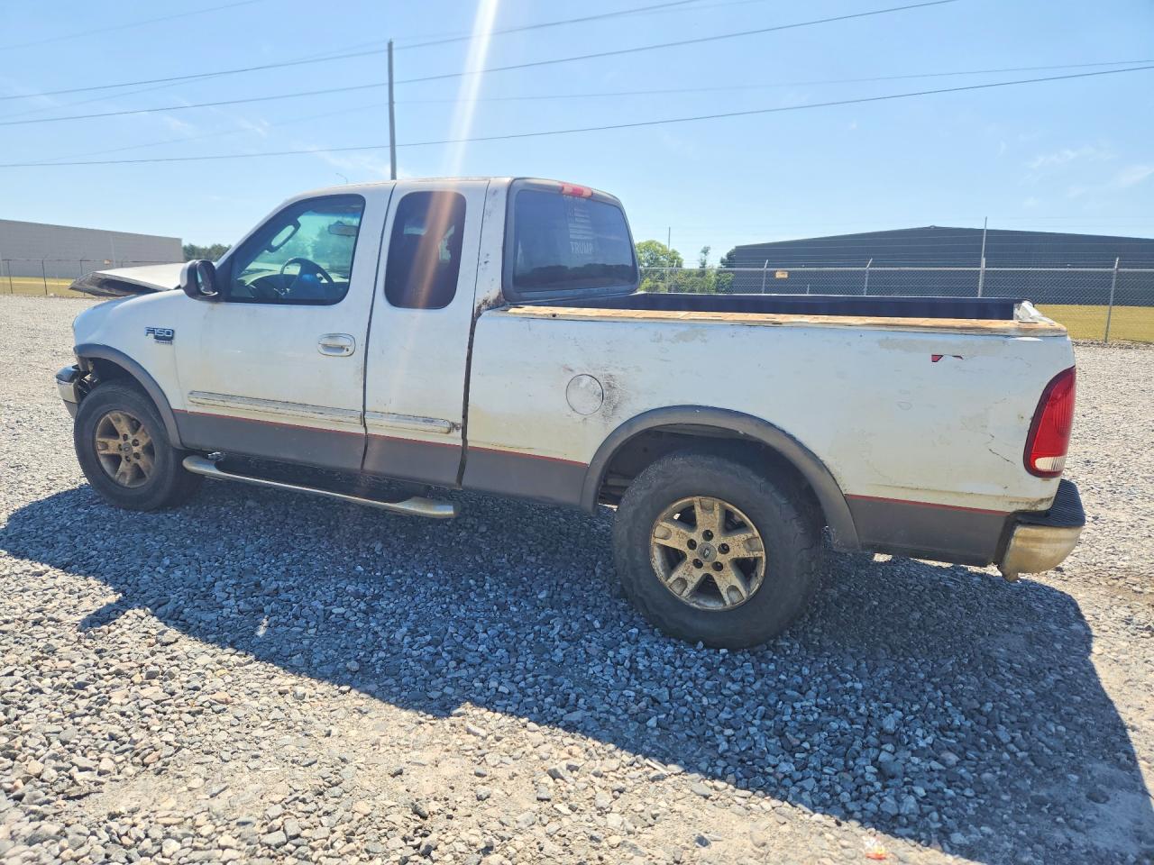 2003 Ford F150 White vin: 2FTRX18L93CA78782