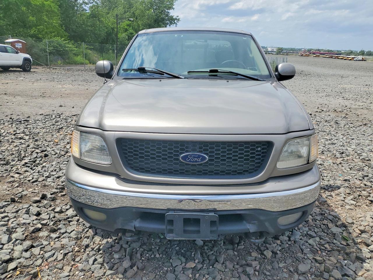 2003 Ford F-150 Beige vin: 2FTRX18LX3CA40235