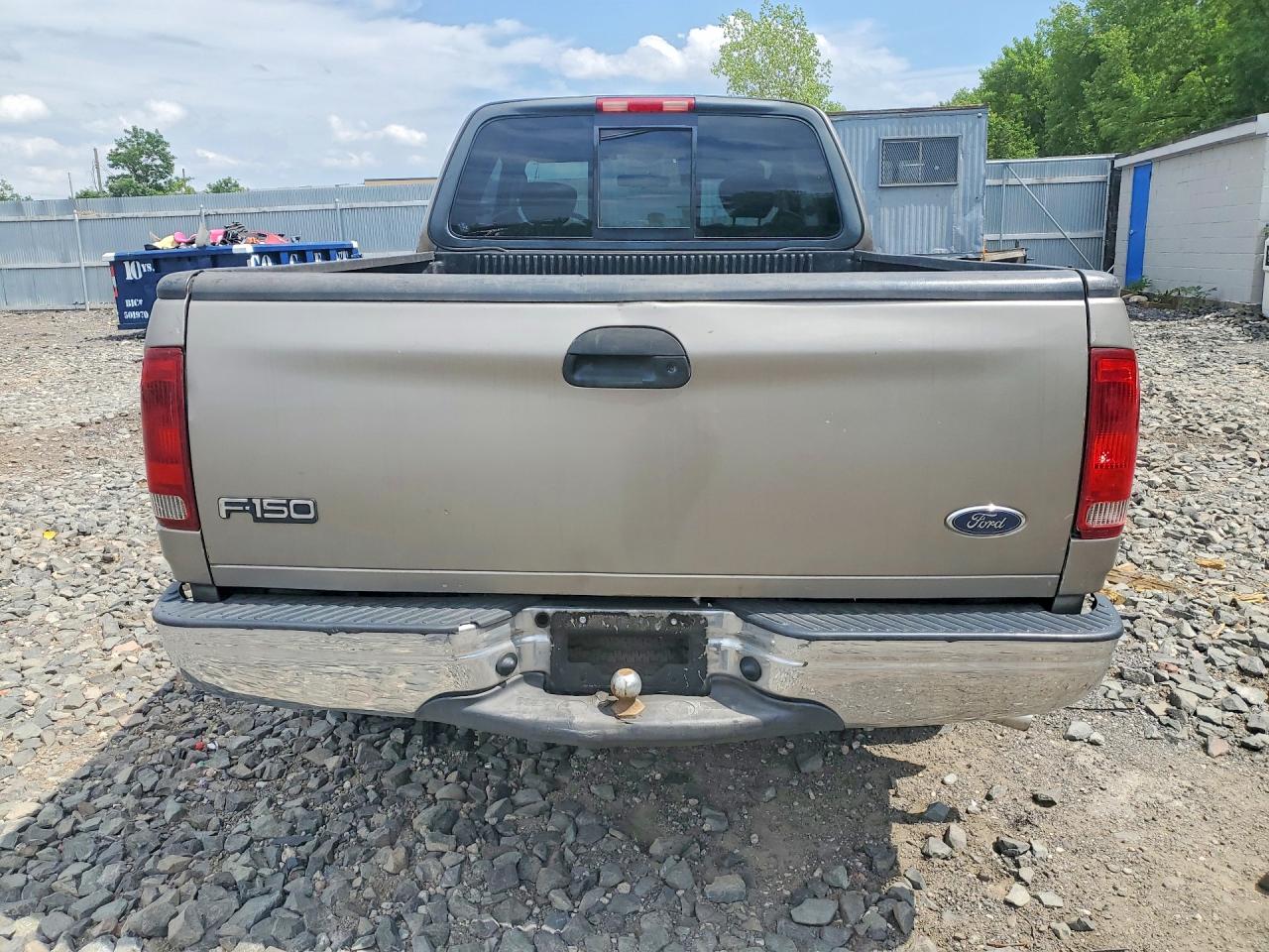 2003 Ford F-150 Beige vin: 2FTRX18LX3CA40235