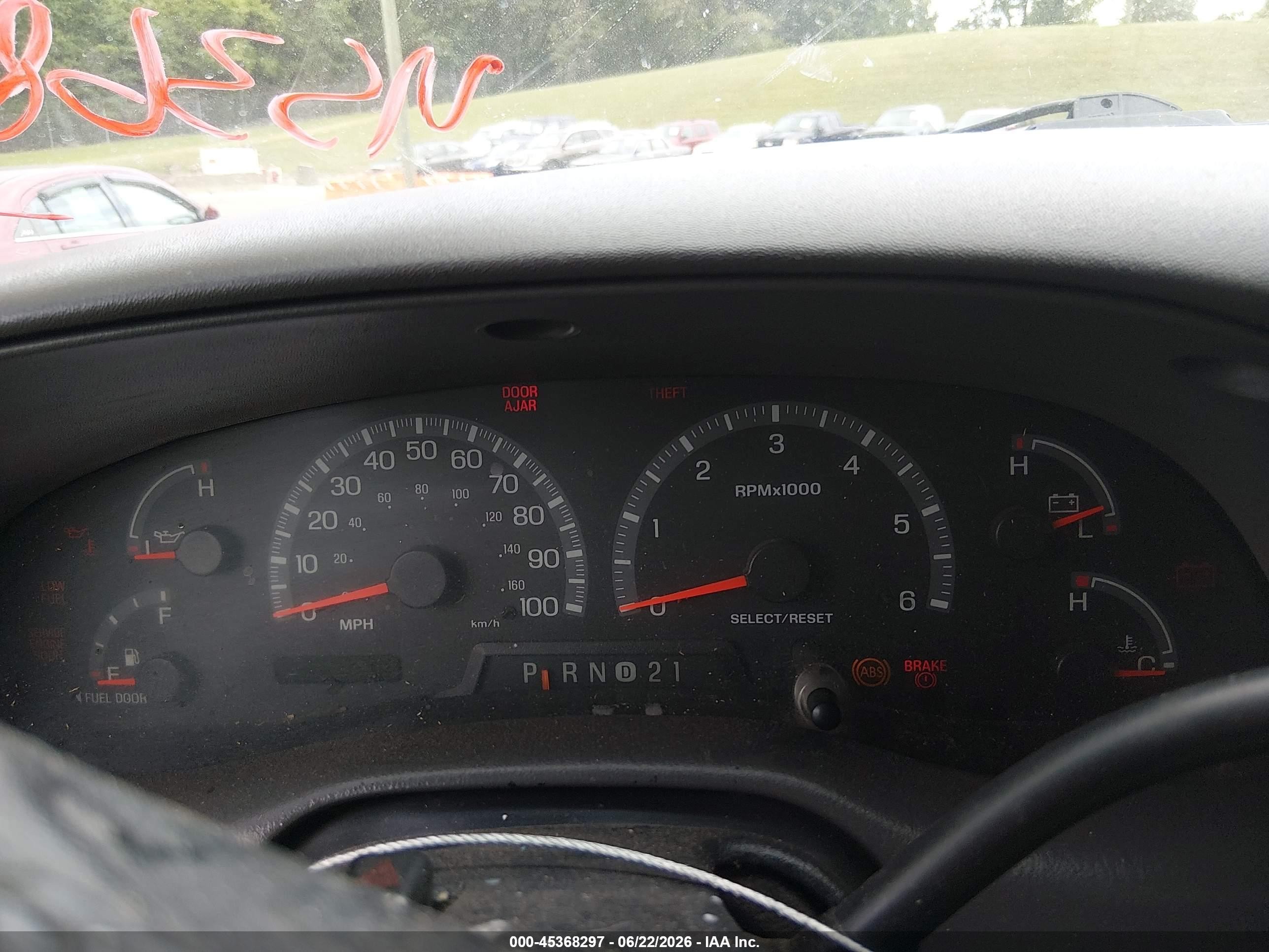2003 Ford F-150 Lariat/xl/xlt Red vin: 2FTRX18W03CA98686