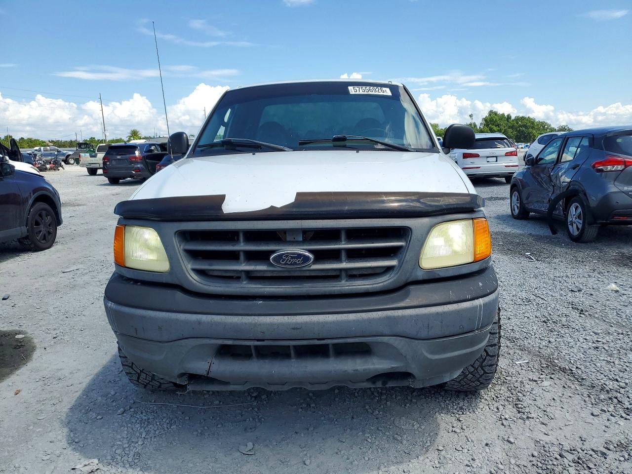 2004 Ford F-150 Heritage Classic White vin: 2FTRX18W04CA18871