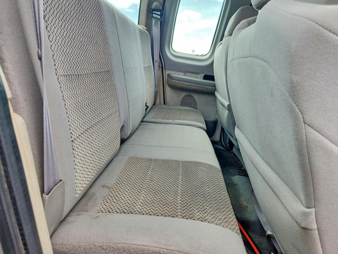 2004 Ford F-150 Heritage Classic Серебряный vin: 2FTRX18W24CA96312