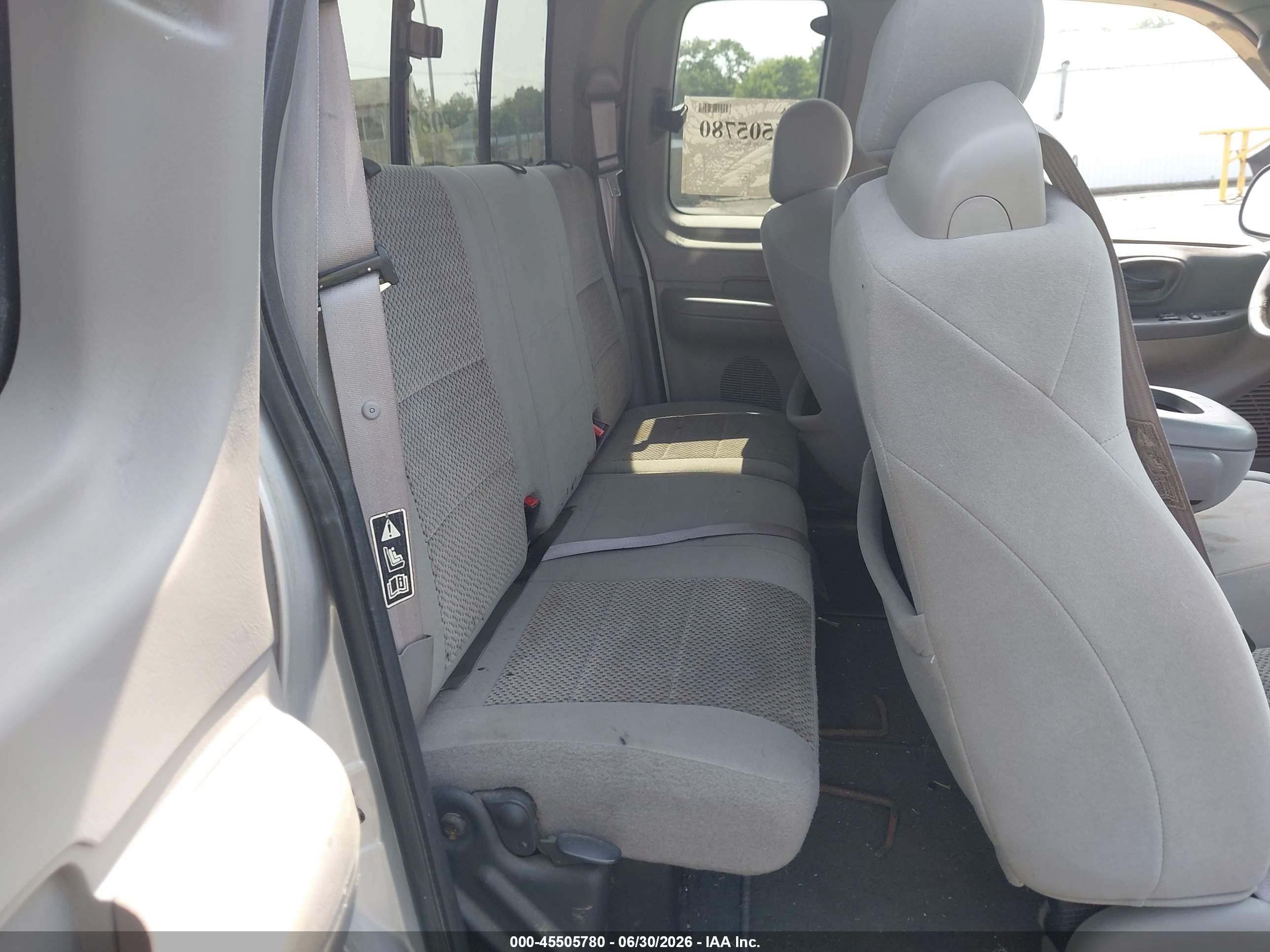 2003 Ford F-150 Lariat/xl/xlt Silver vin: 2FTRX18W33CA32410