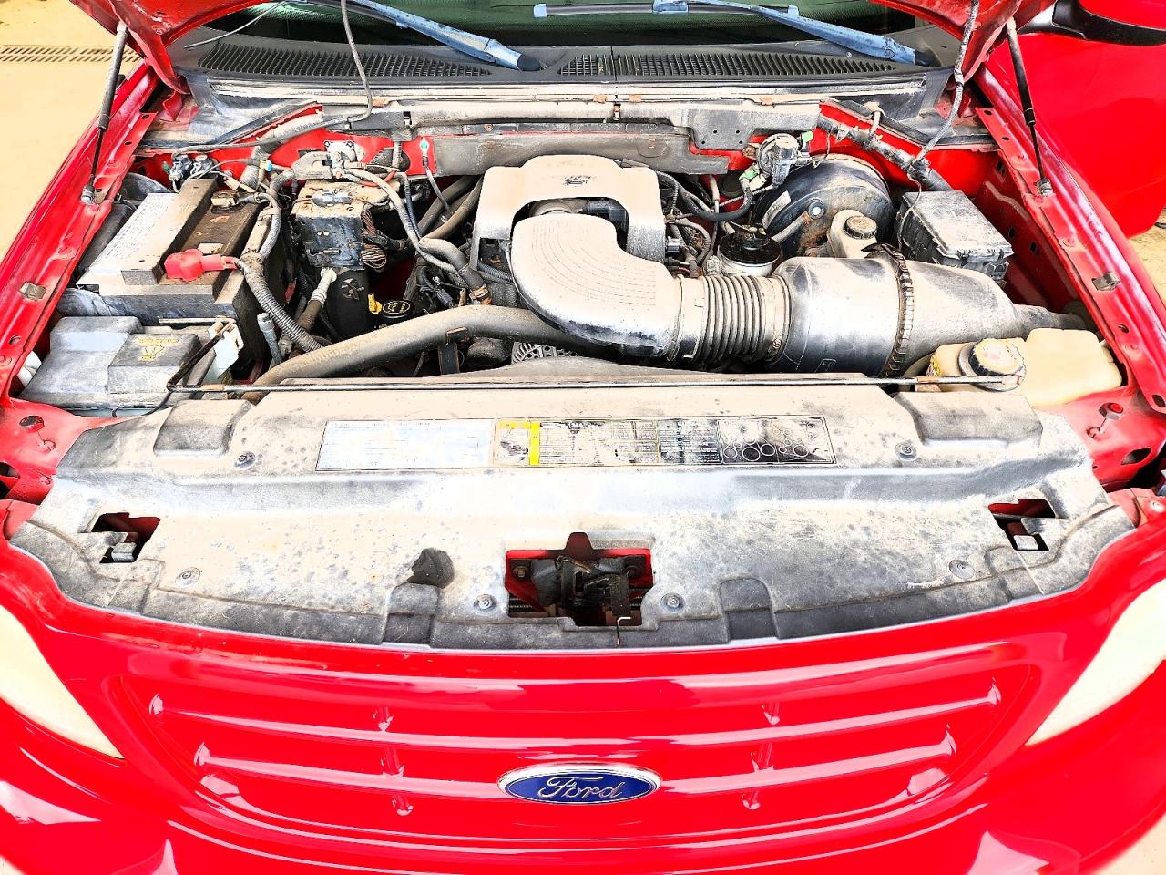 2003 Ford F150 Red vin: 2FTRX18W33CA56125