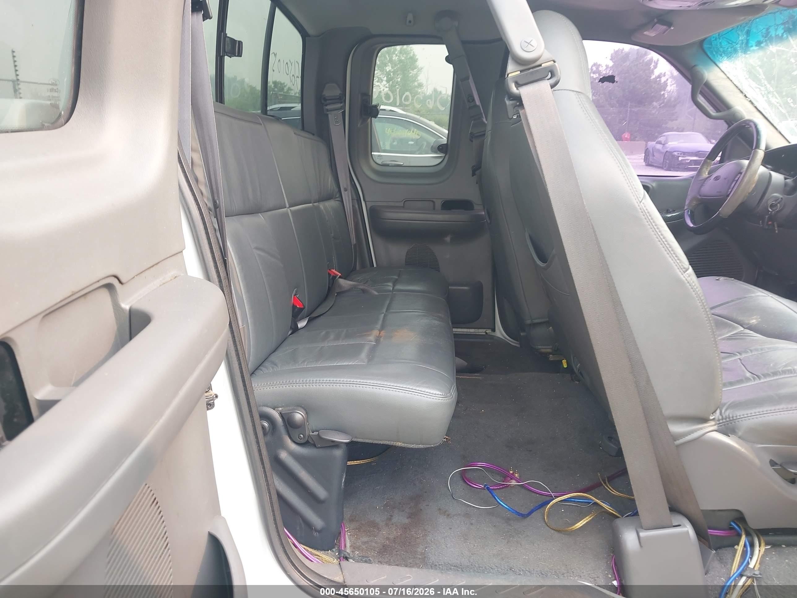2001 Ford F-150 Lariat/xl/xlt White vin: 2FTRX18W71CA00508
