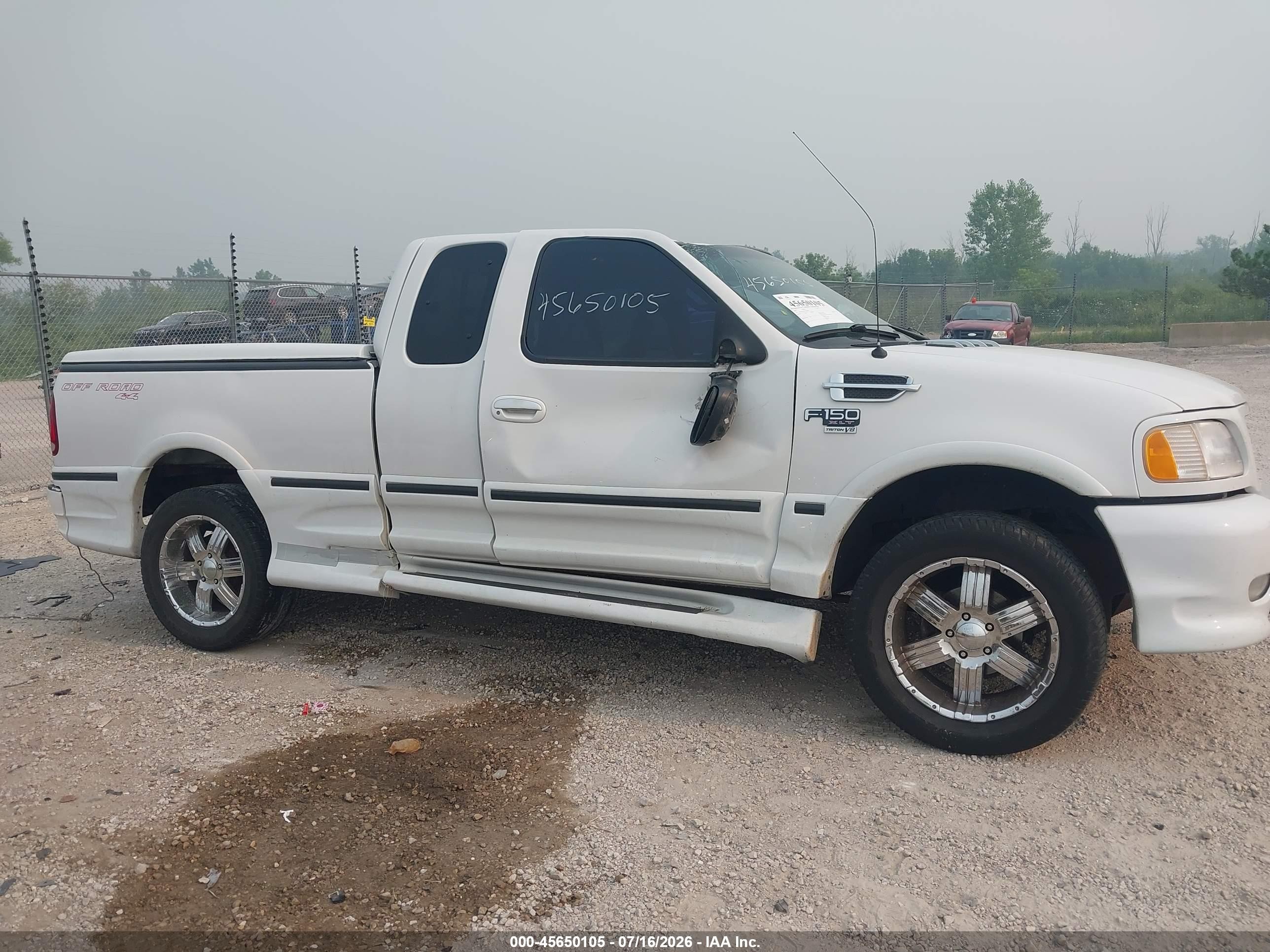 2001 Ford F-150 Lariat/xl/xlt White vin: 2FTRX18W71CA00508