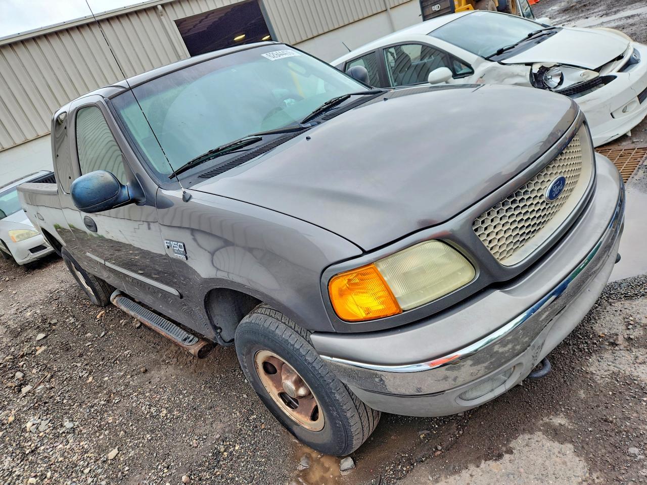 2004 Ford F-150 Heritage Classic Gray vin: 2FTRX18W94CA14561