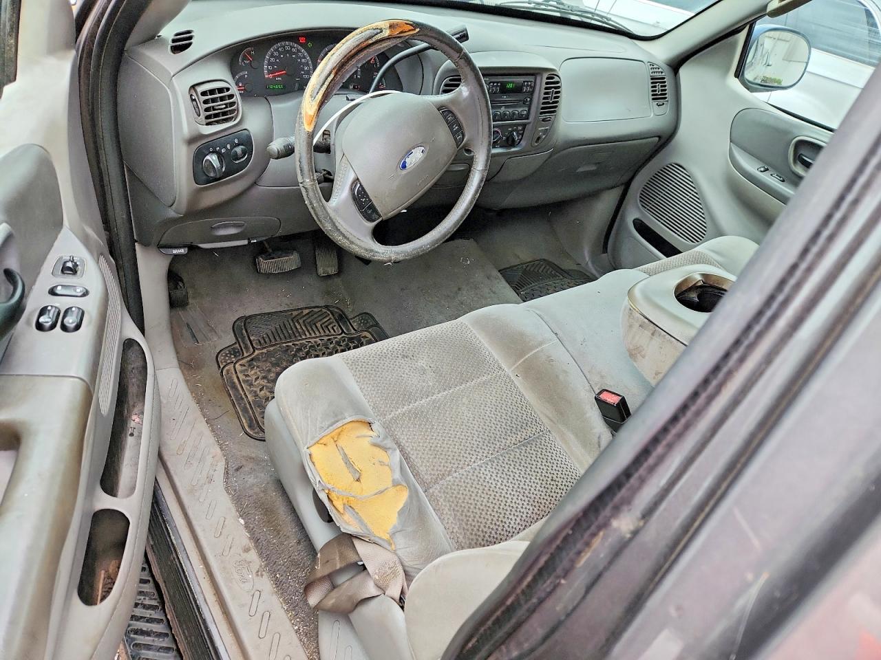 2004 Ford F-150 Heritage Classic Gray vin: 2FTRX18W94CA14561
