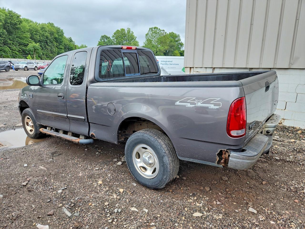 2004 Ford F-150 Heritage Classic Gray vin: 2FTRX18W94CA14561