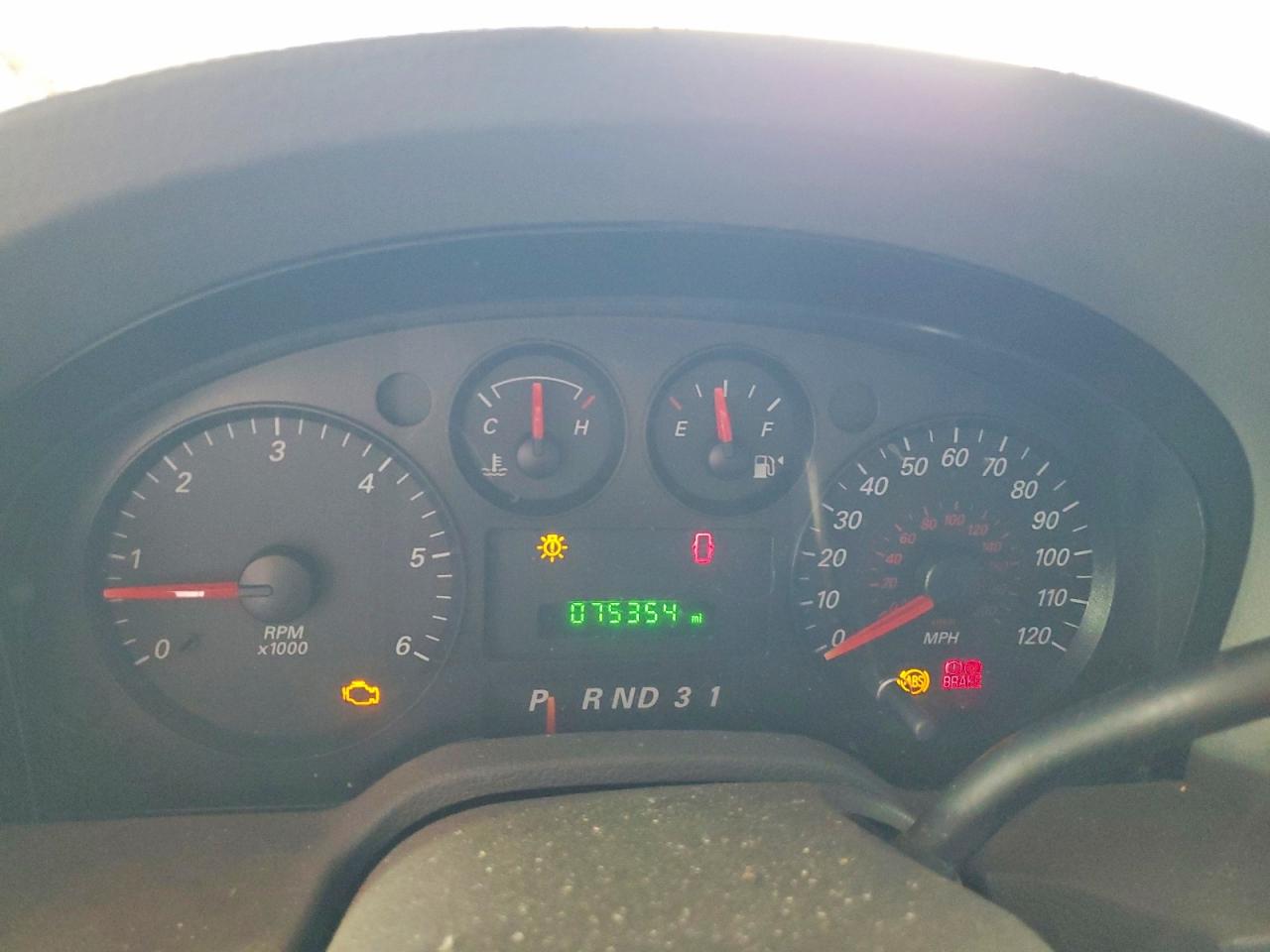 2007 Ford Freestar Se White vin: 2FTZA54217BA28024